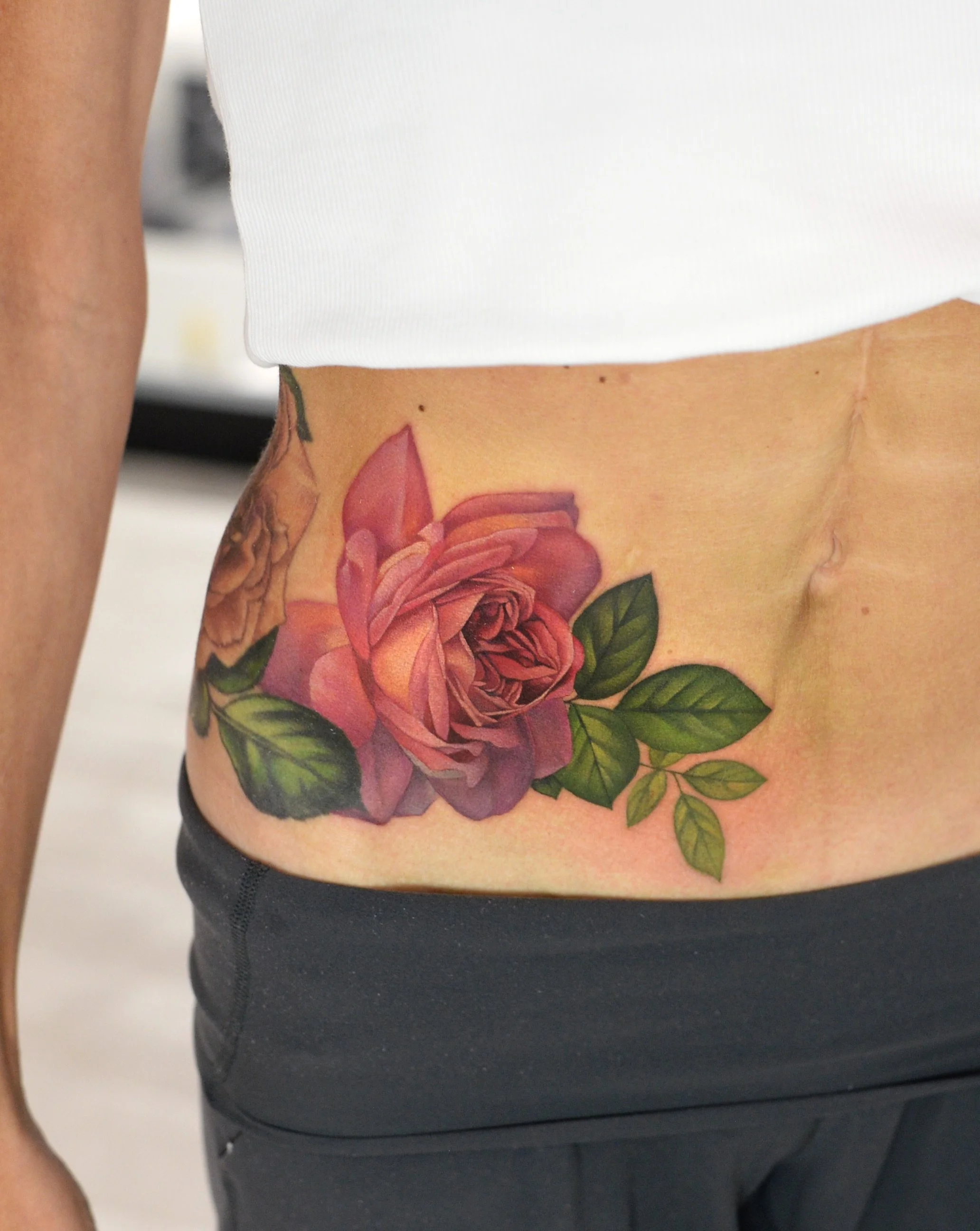 Added a rose to Jill&rsquo;s hip! Made at @inkgallerynj