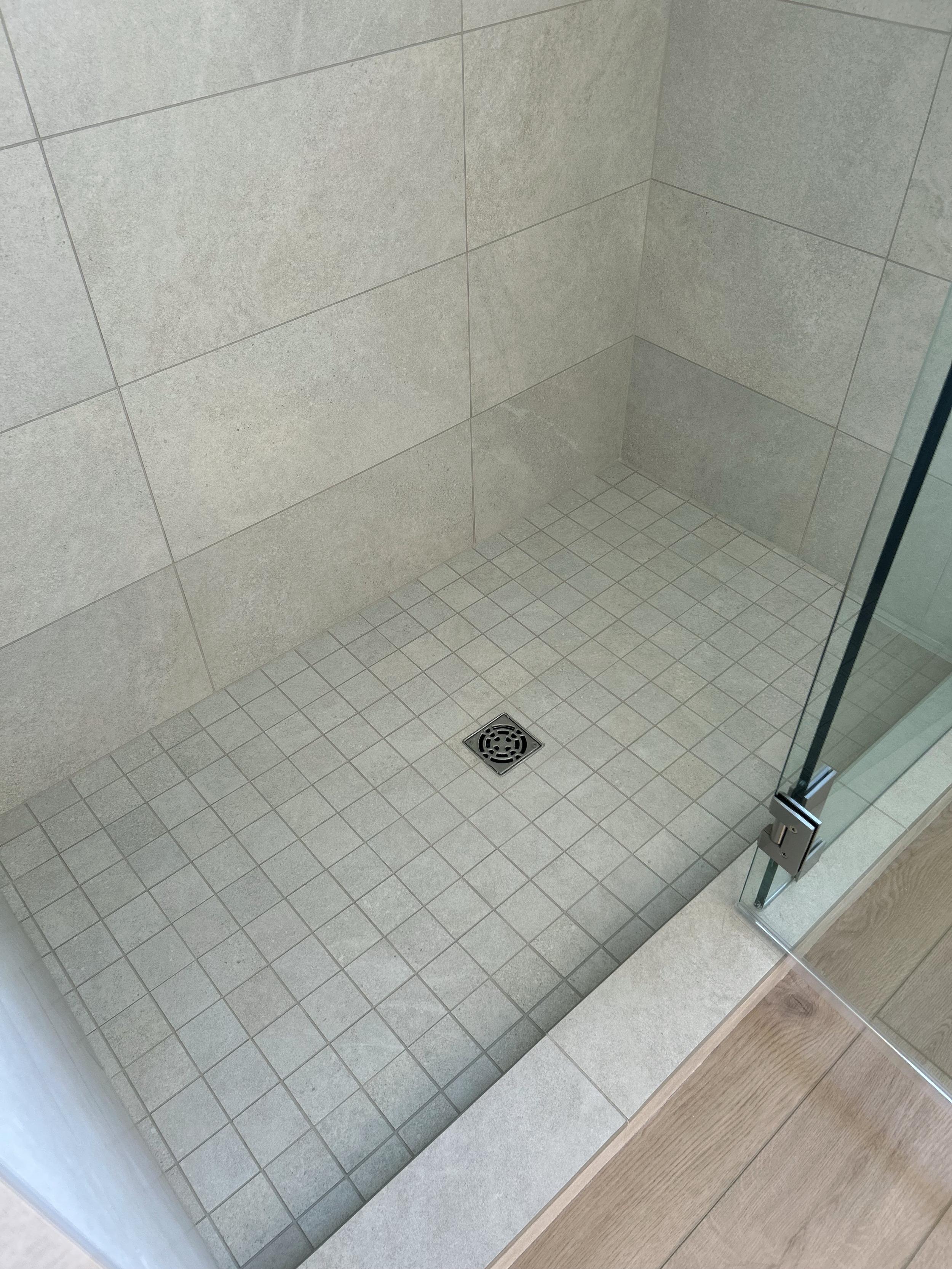 masterbathshower.png