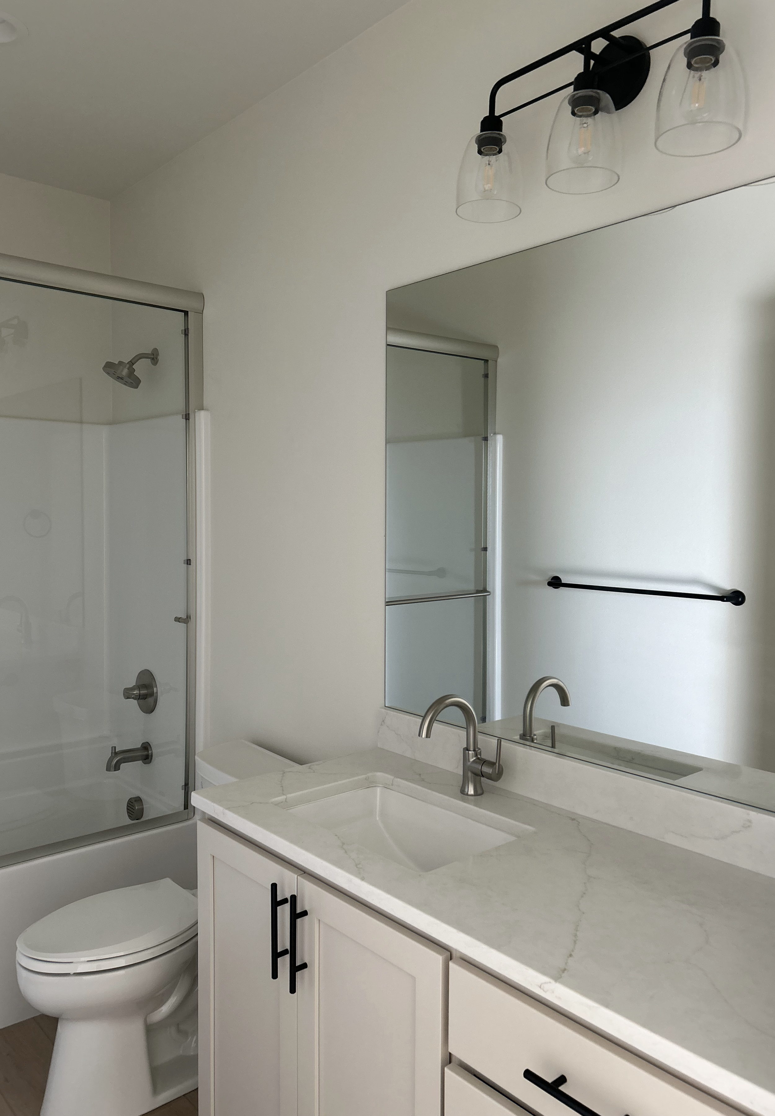 guestbath1.png