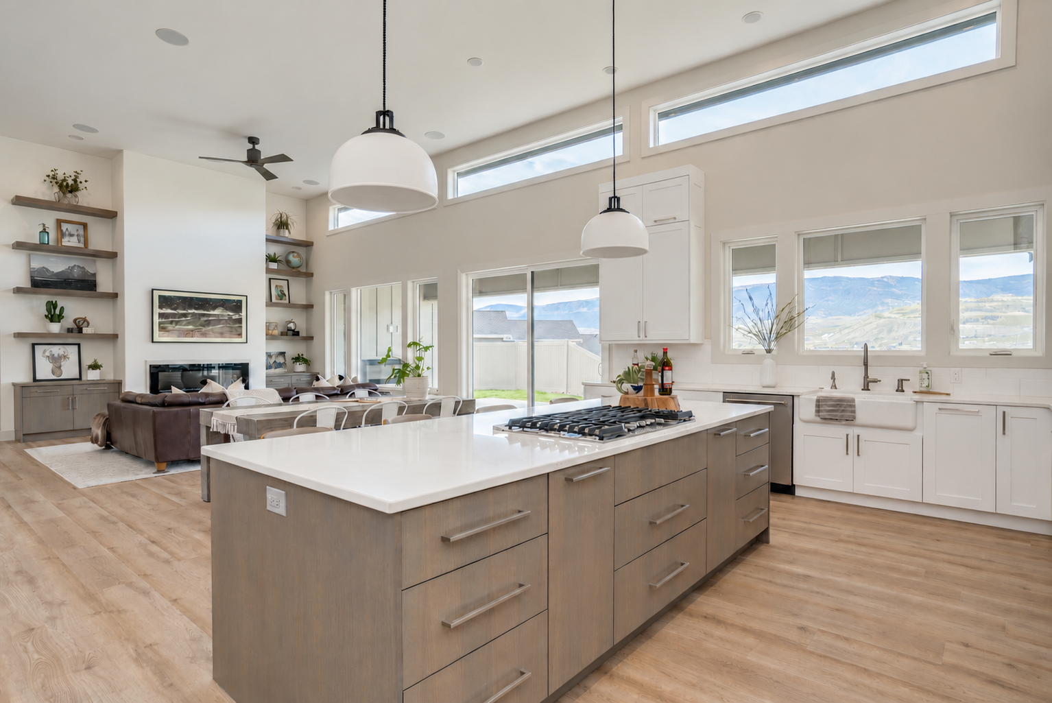 Soft natural warmth in a white interior-3.png