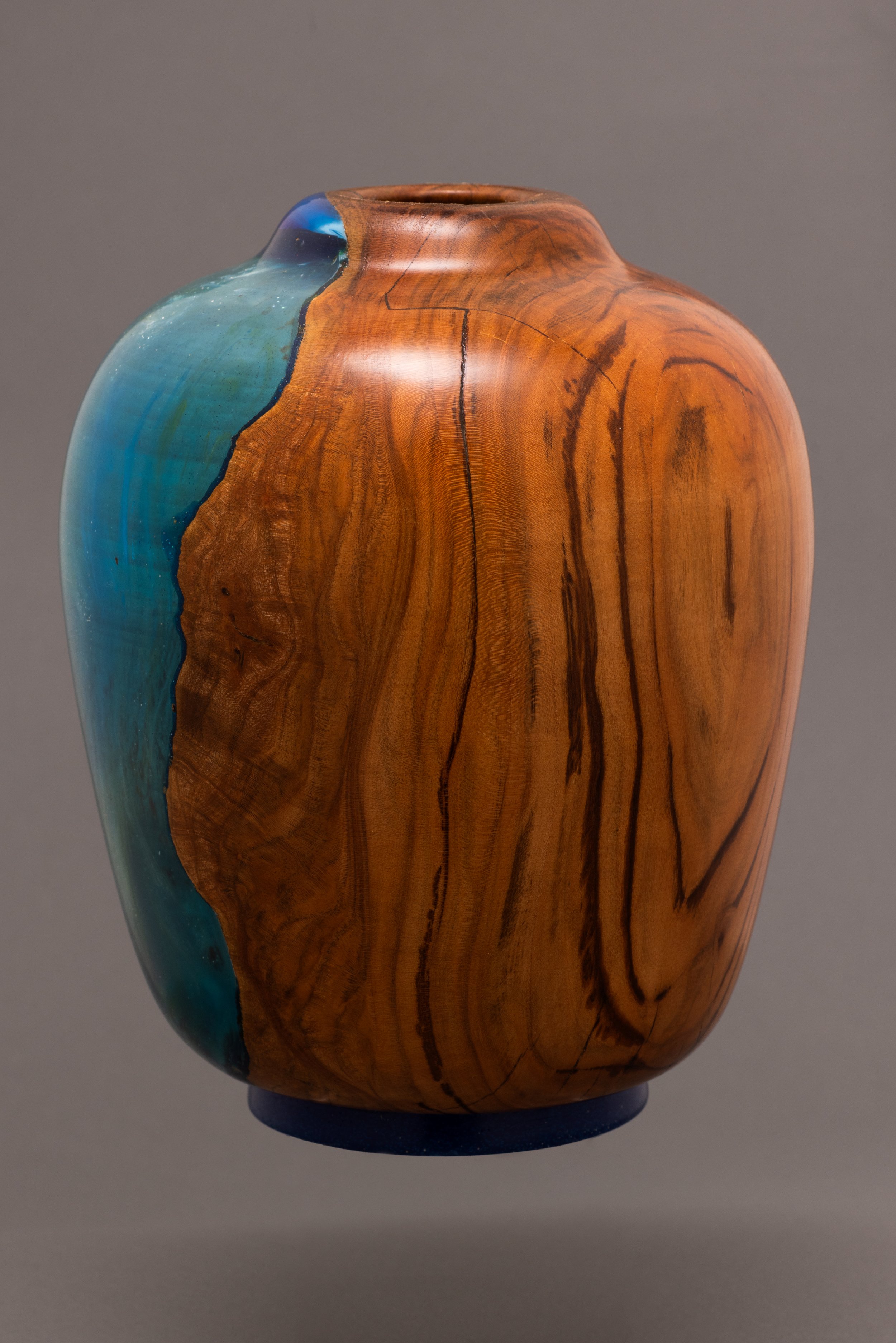 TomwoodandresinluxurylathecraftphotographedbyNilasinCobaltStudiosPortland-12.jpg
