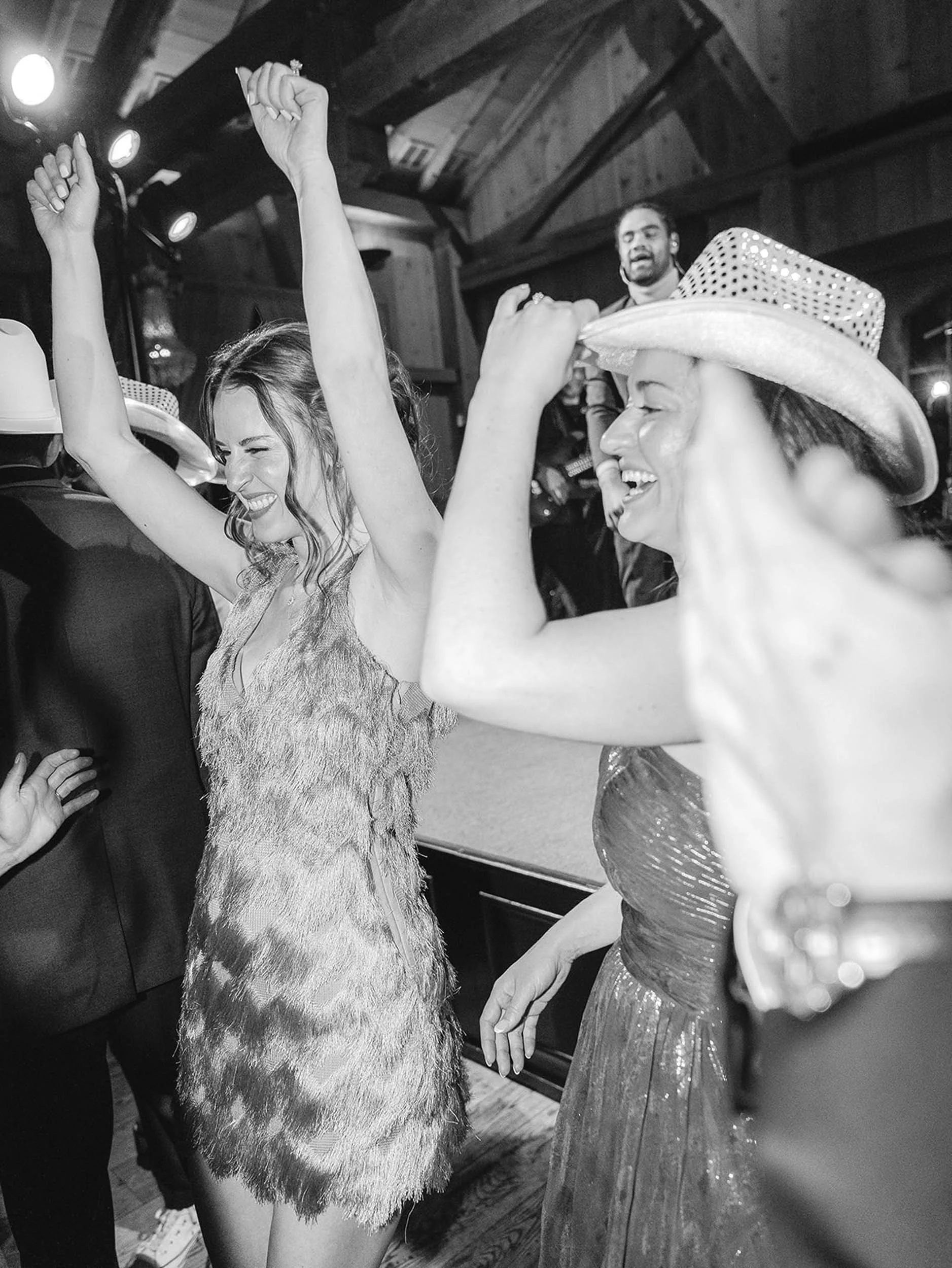 SneakPeek 211 JillianDaniel WEDDING.jpg