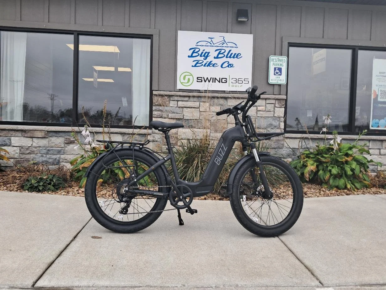 Buzz Cerana Black 2026.jpg