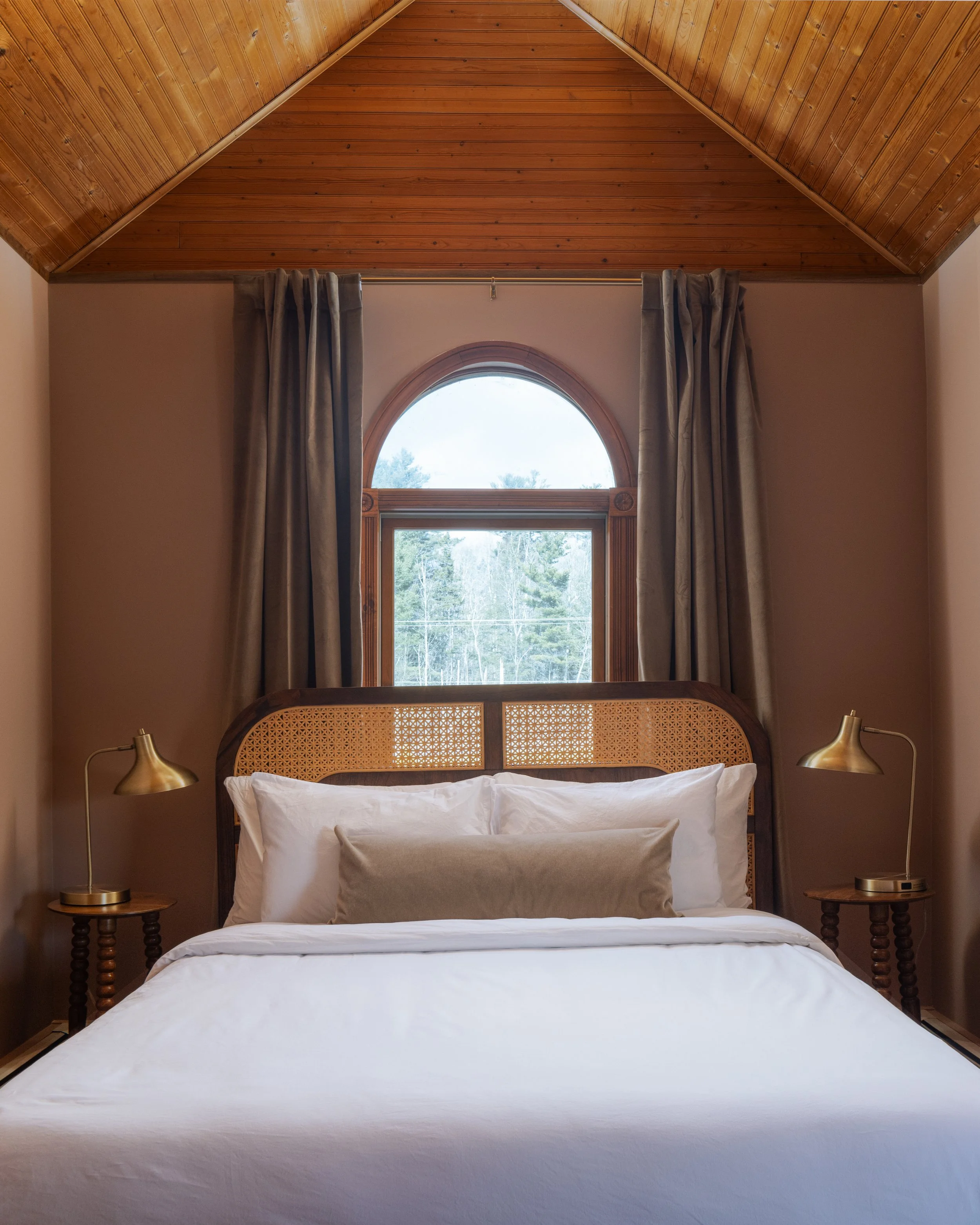 Hotel-Lilien-12-1-22-Catskill-Image-16-2.jpg