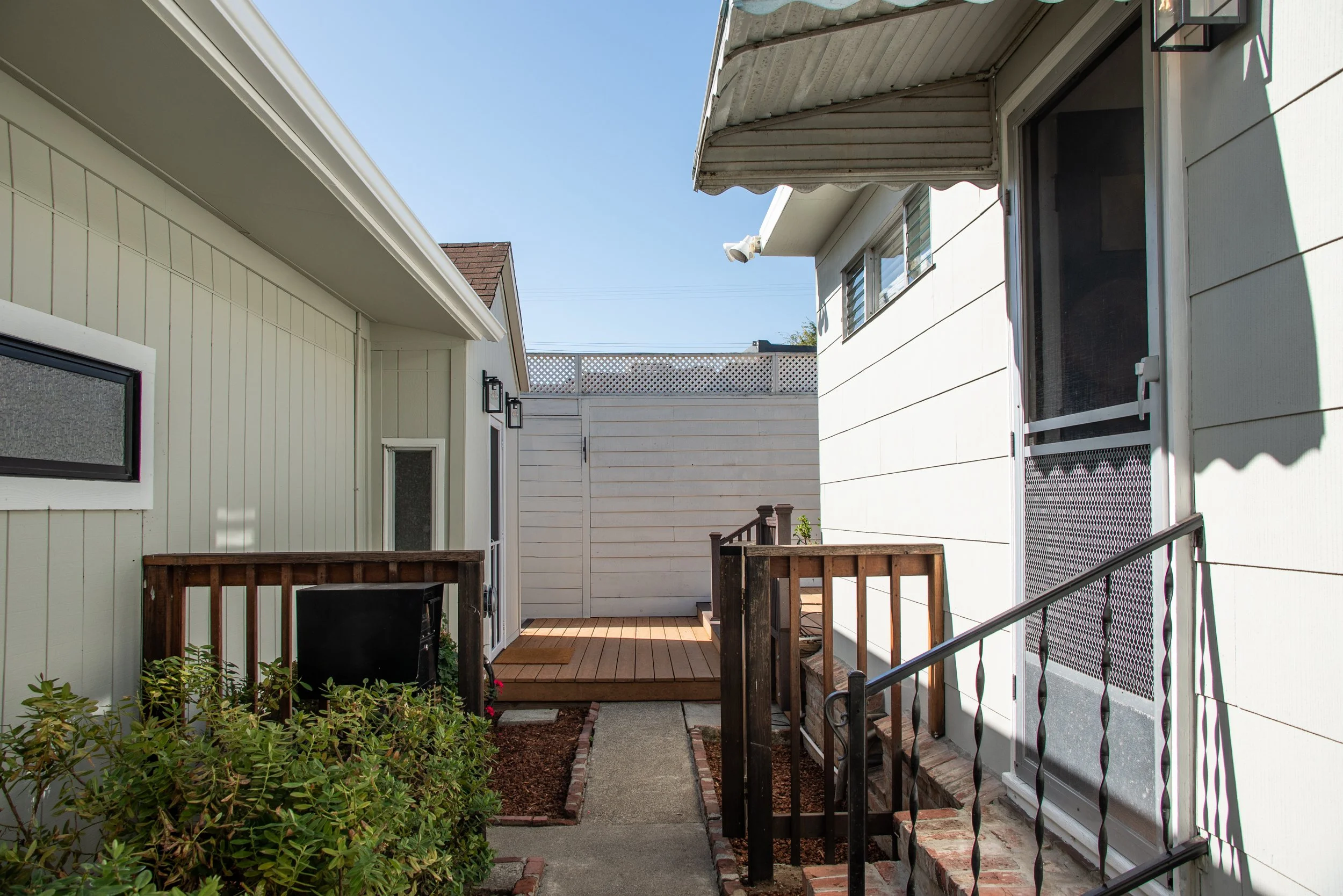 30-Delaware-38615-2-MLS.jpg