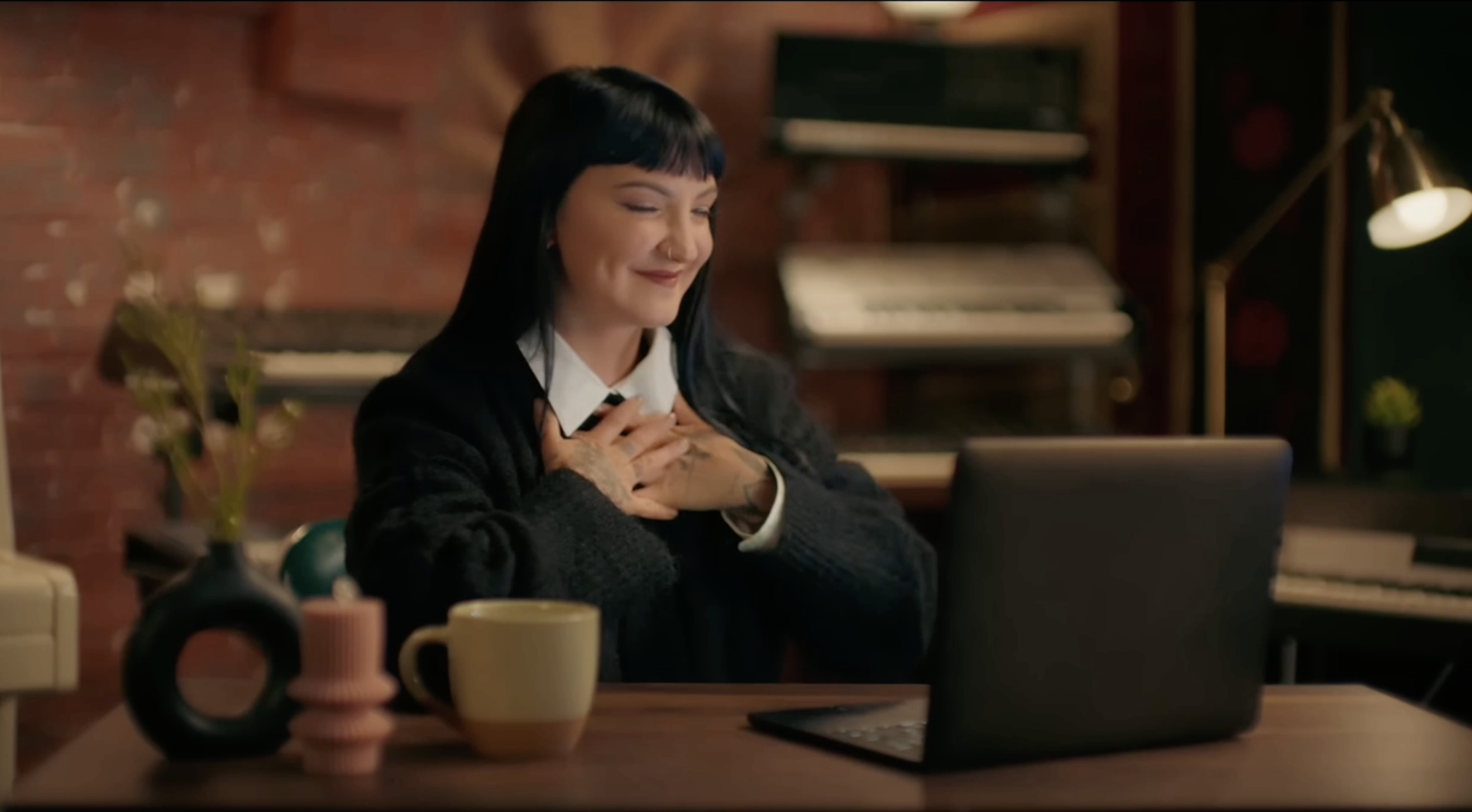 JULIAMICHEALSBB6.png