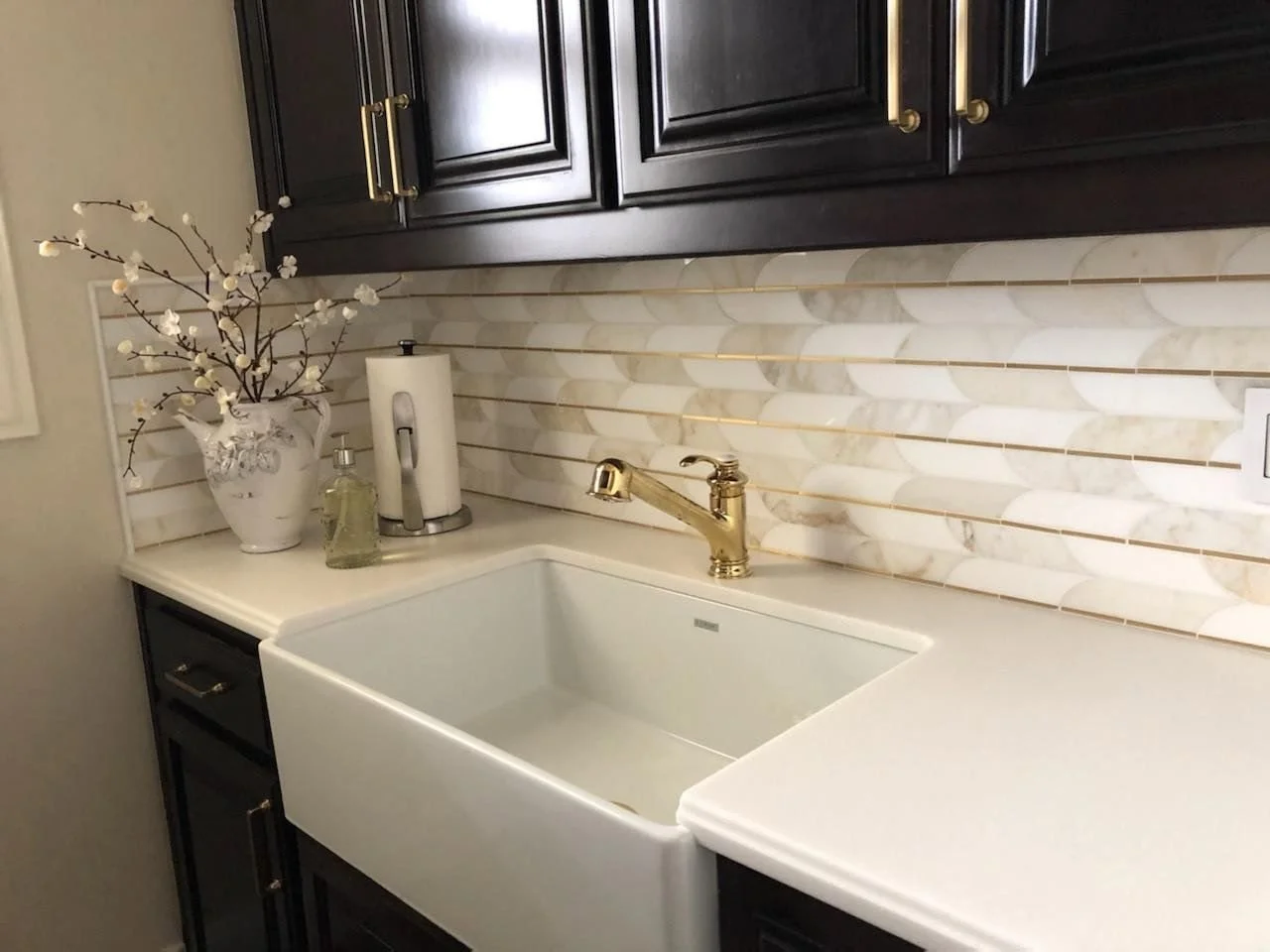 Gold backsplash.jpg