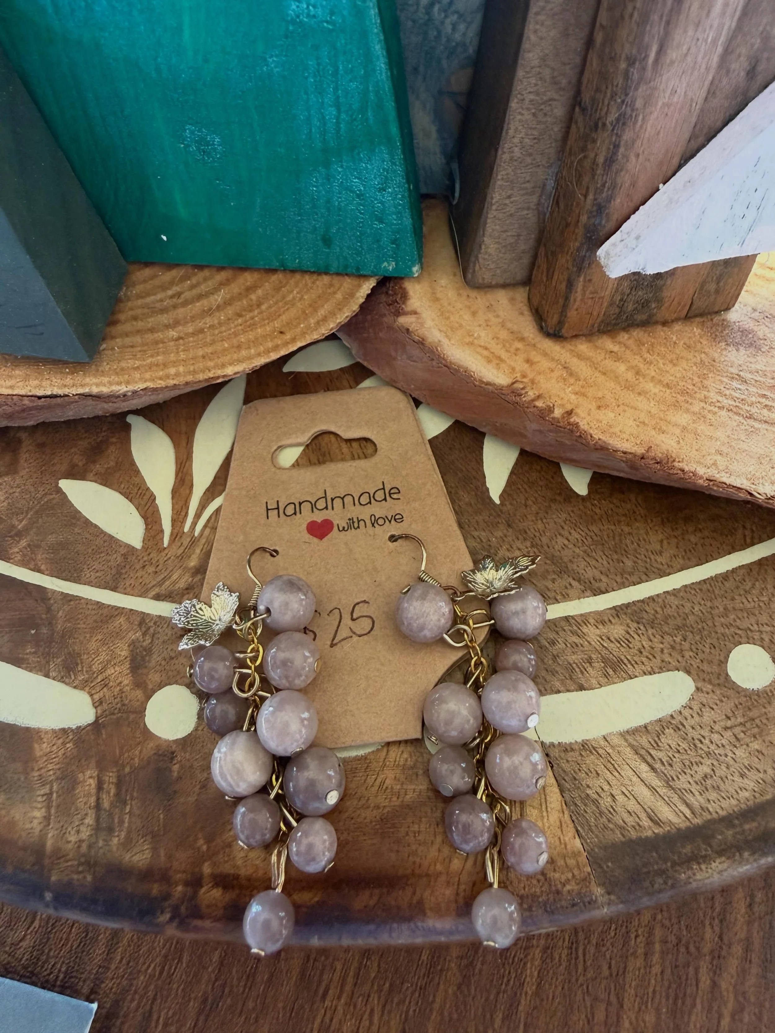 didn&rsquo;t have time to take nicer pictures before the craft fair, but here are some of my fav pieces that sold 💞 will definitely be doing more of these fairs! (&amp; making sure I take better pictures). Special shoutout to mom who helped me 🥹❤️
