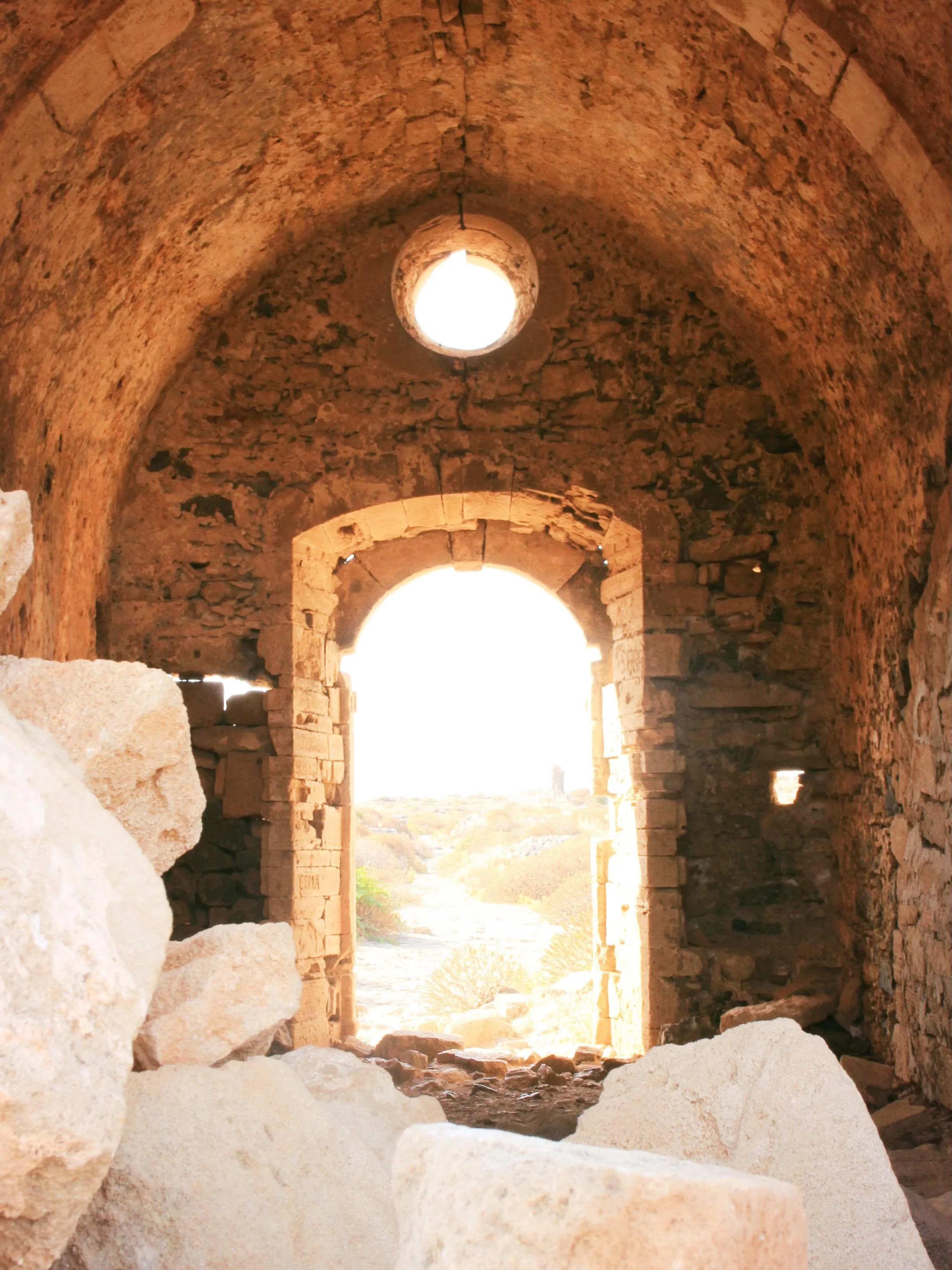 Big hike up to the Gramvousa fortress - built by the Venetians, taken over by Cretan pirates. On a clear day, you can see all the way to Santorini from up here. When they lit a flare from here, the whole western half of Crete could see and was alerte