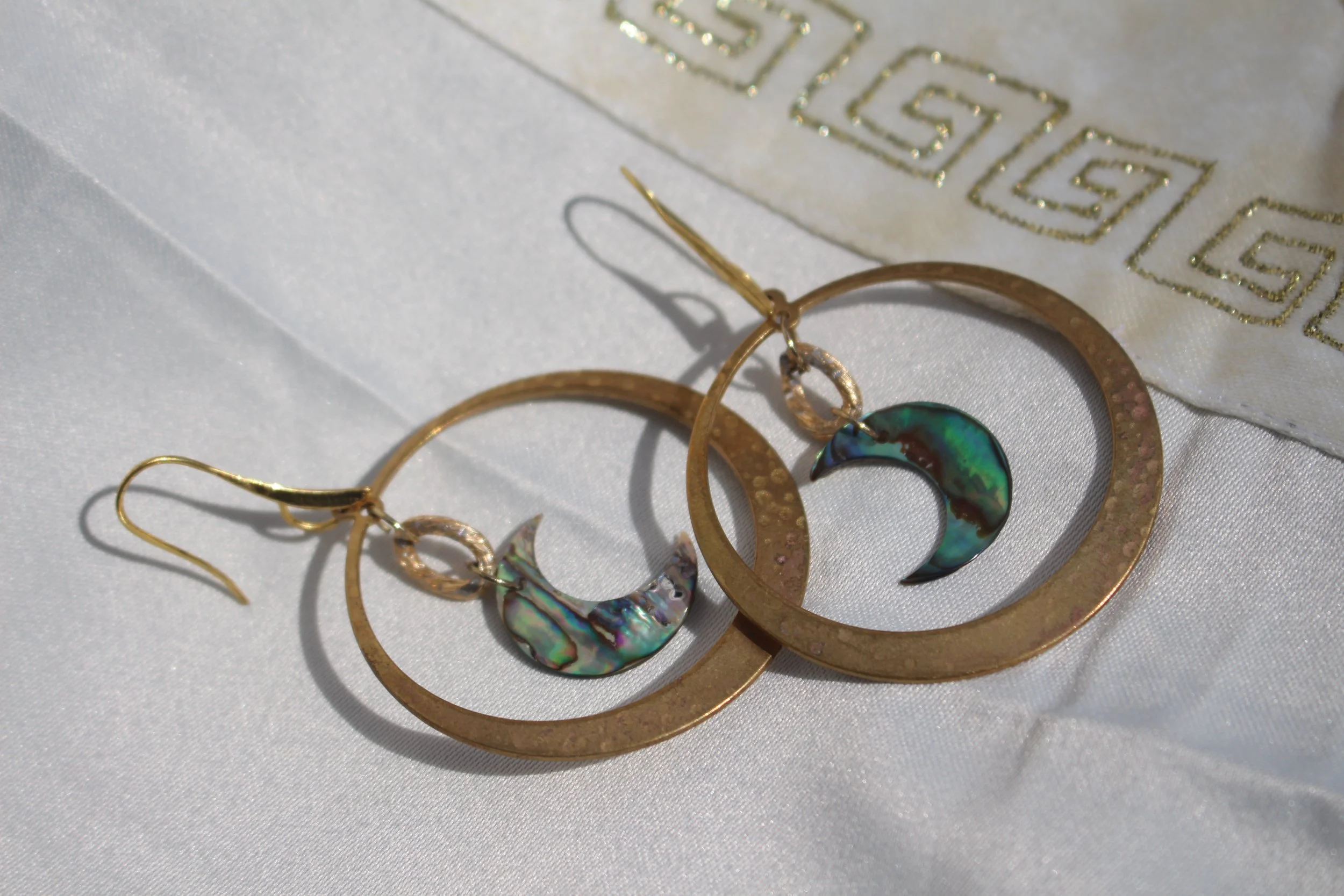 Moon Hoops