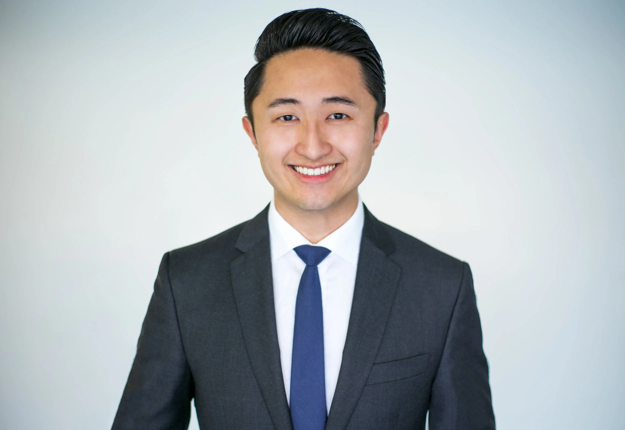 Dr. John Jiao portrait/headshot image