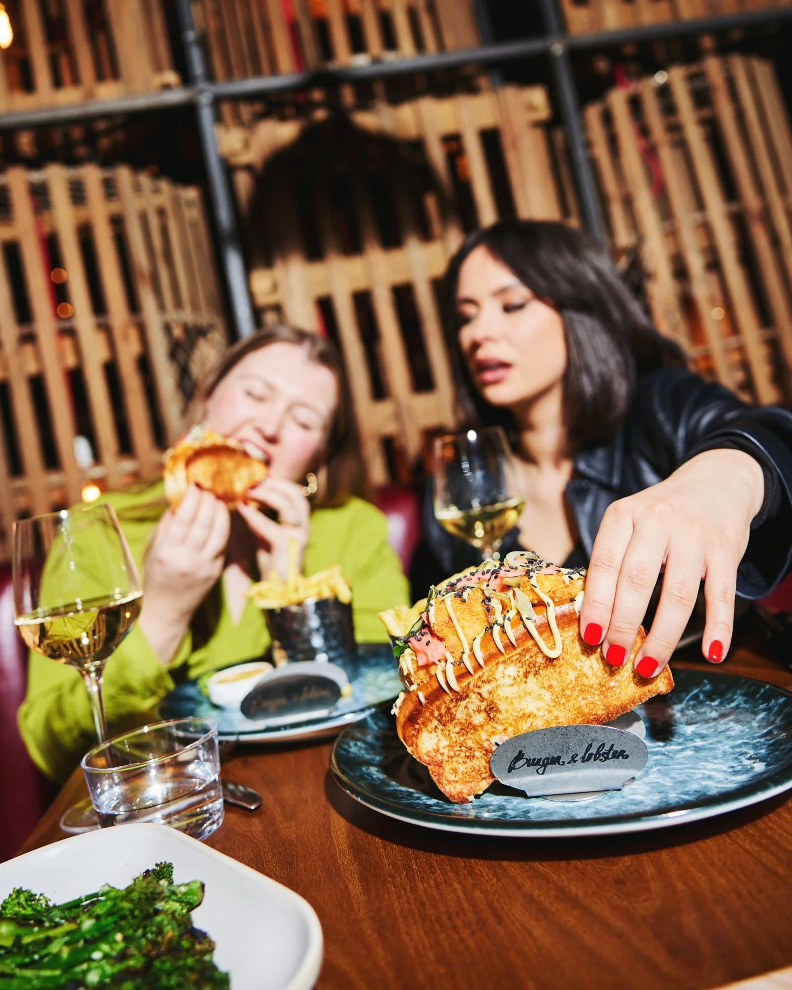 BurgerLobsterIWD-1718_2000PX.jpg
