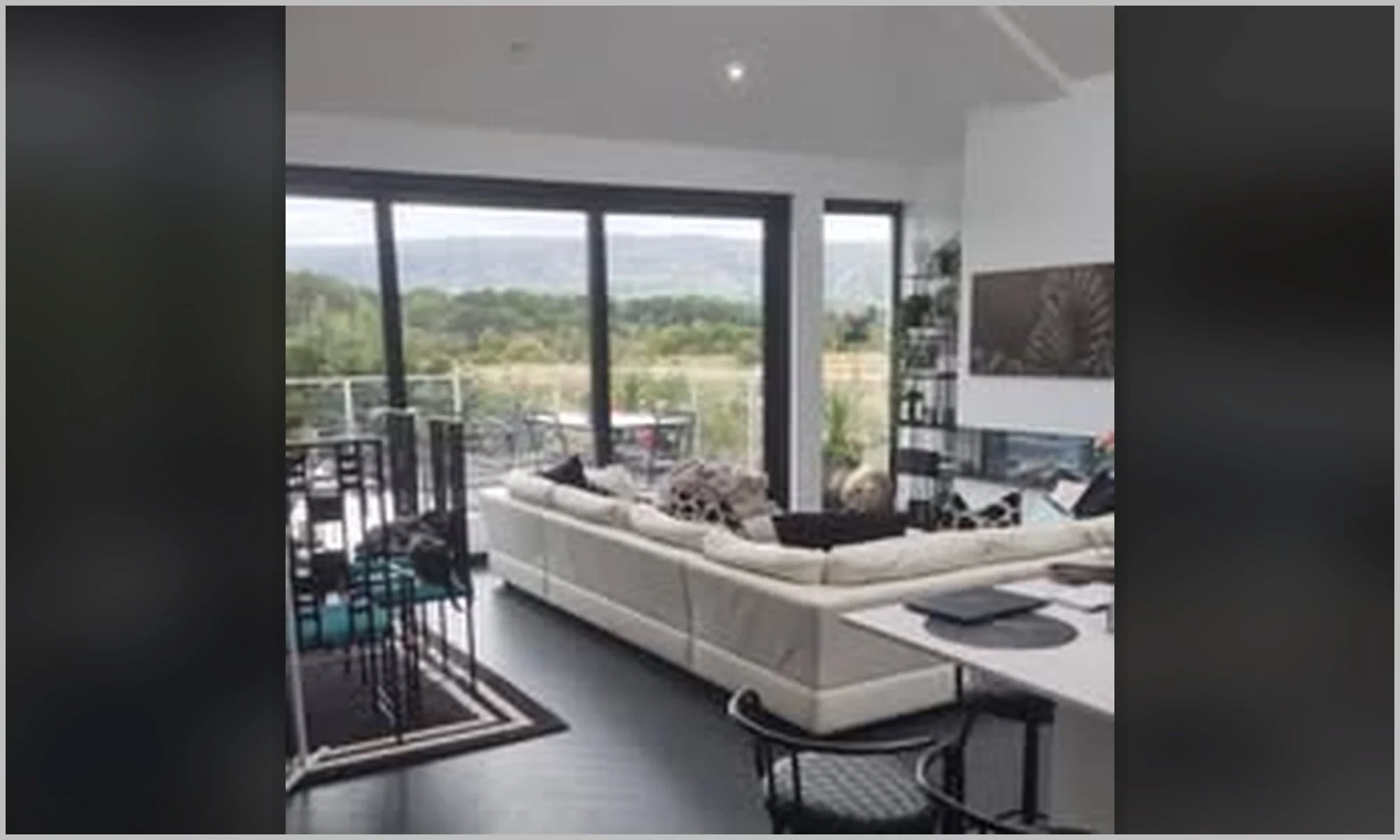 06_Modern_Interior_Lighting.jpg