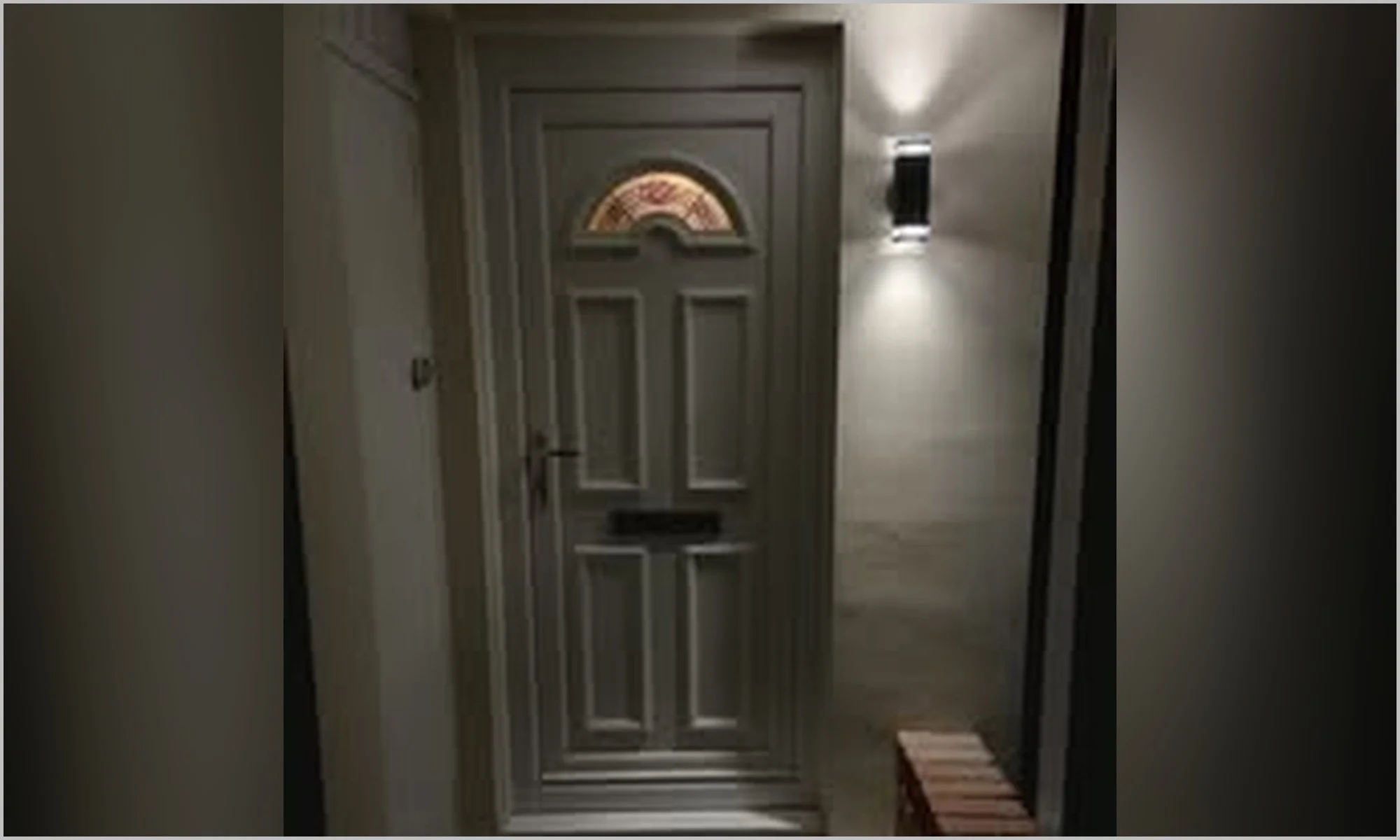 24_Front_Door_Lighting.jpg