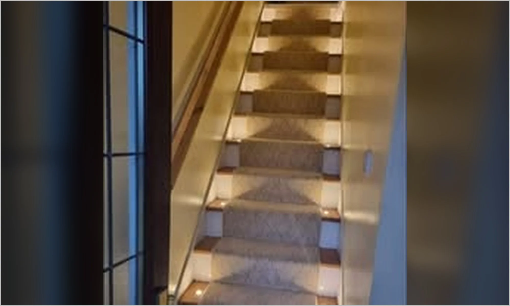 35_Staircase_Step_Lighting.jpg