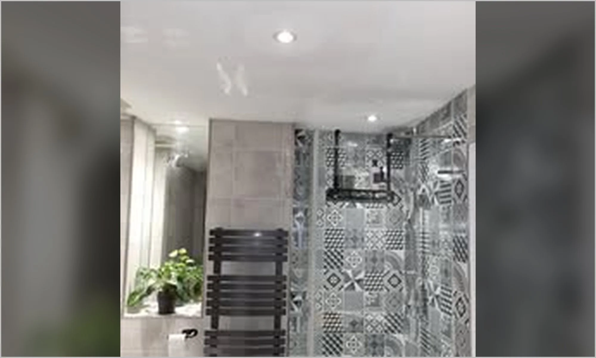 37_Bathroom_Spotlights.jpg