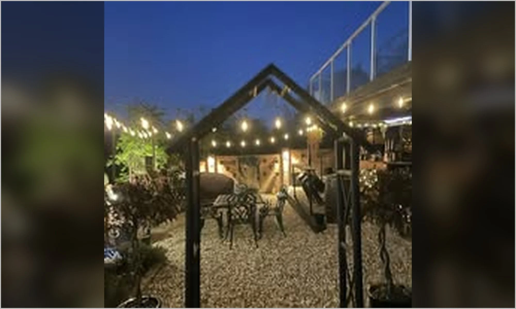 38_Garden_Shelter_Lighting.jpg