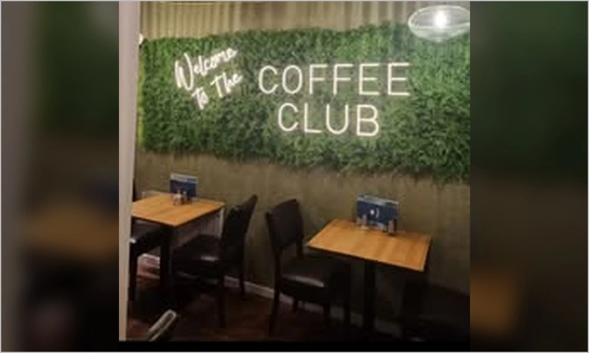 40_Cafe_Illuminated_Sign.jpg