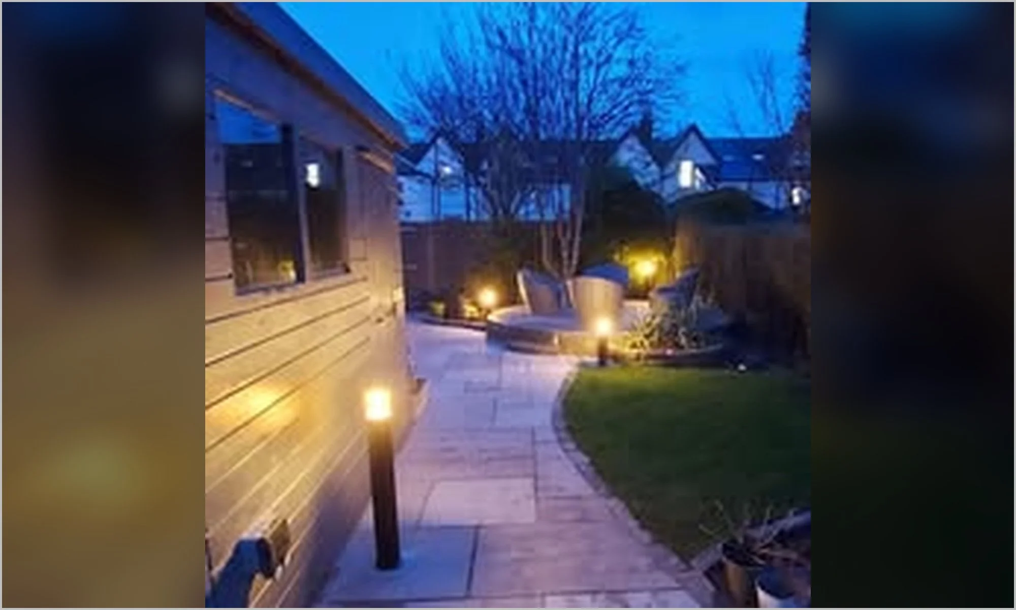 43_Garden_Pathway_Lighting.jpg