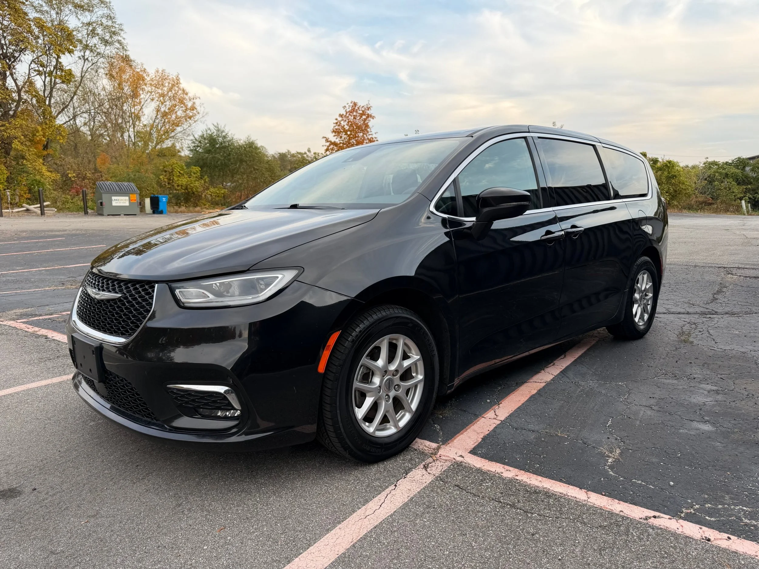 2023 Chrysler Pacifica Touring 7-Passenger 101K Miles