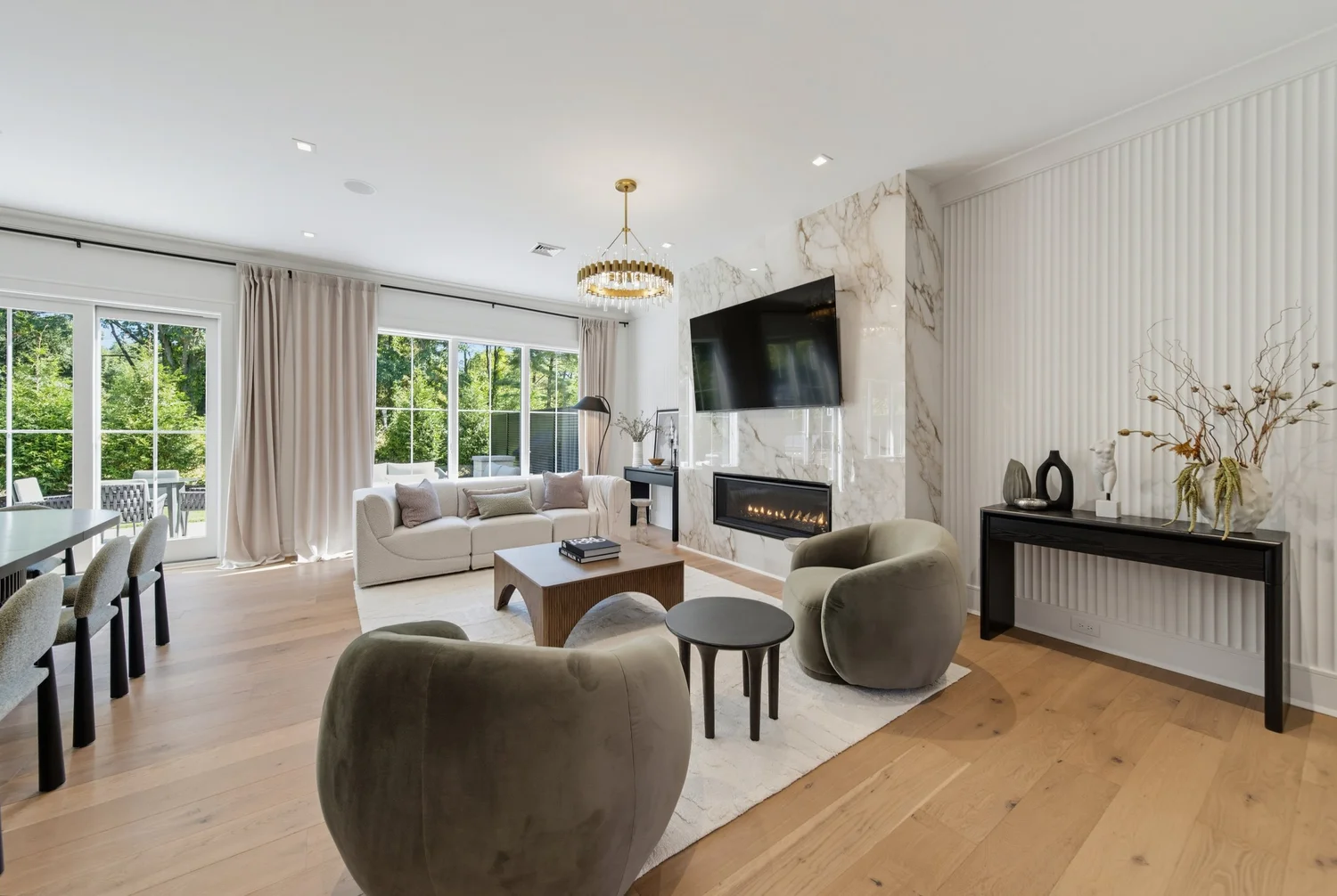 Monarch Living