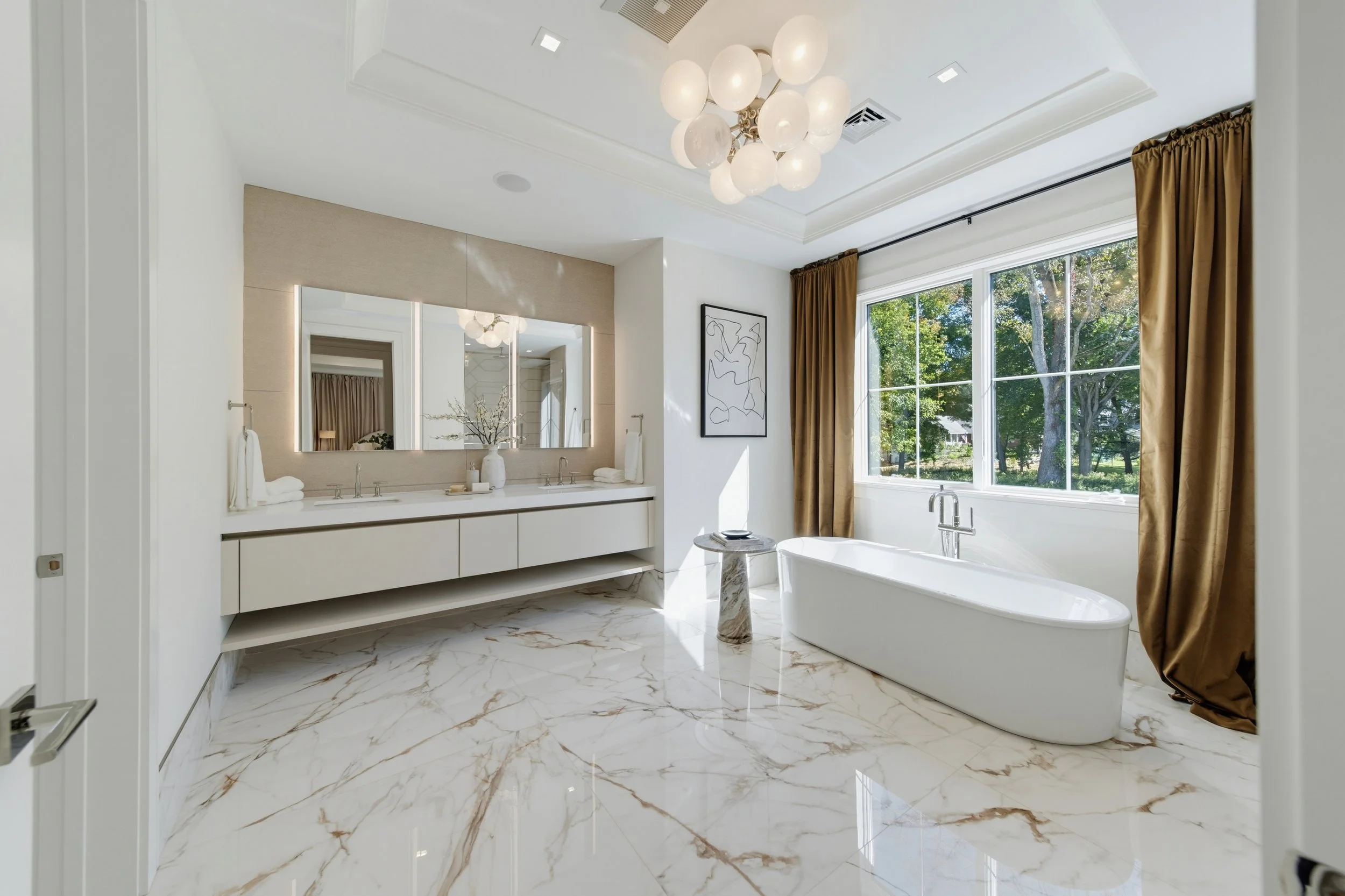 Primary Bedroom Bathroom
