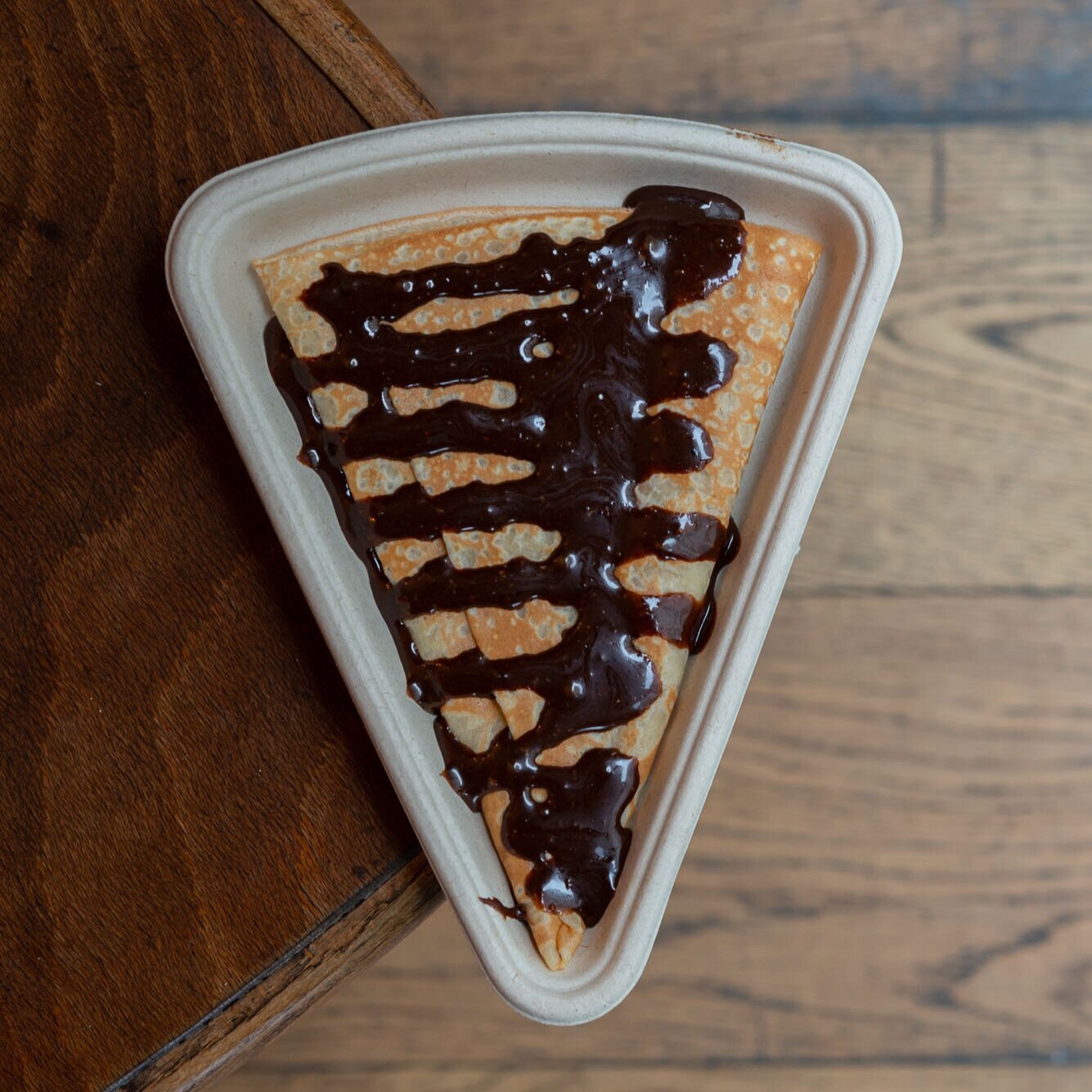 Crêpe au chocolat noisette maison, à emporter chez BRUTUS