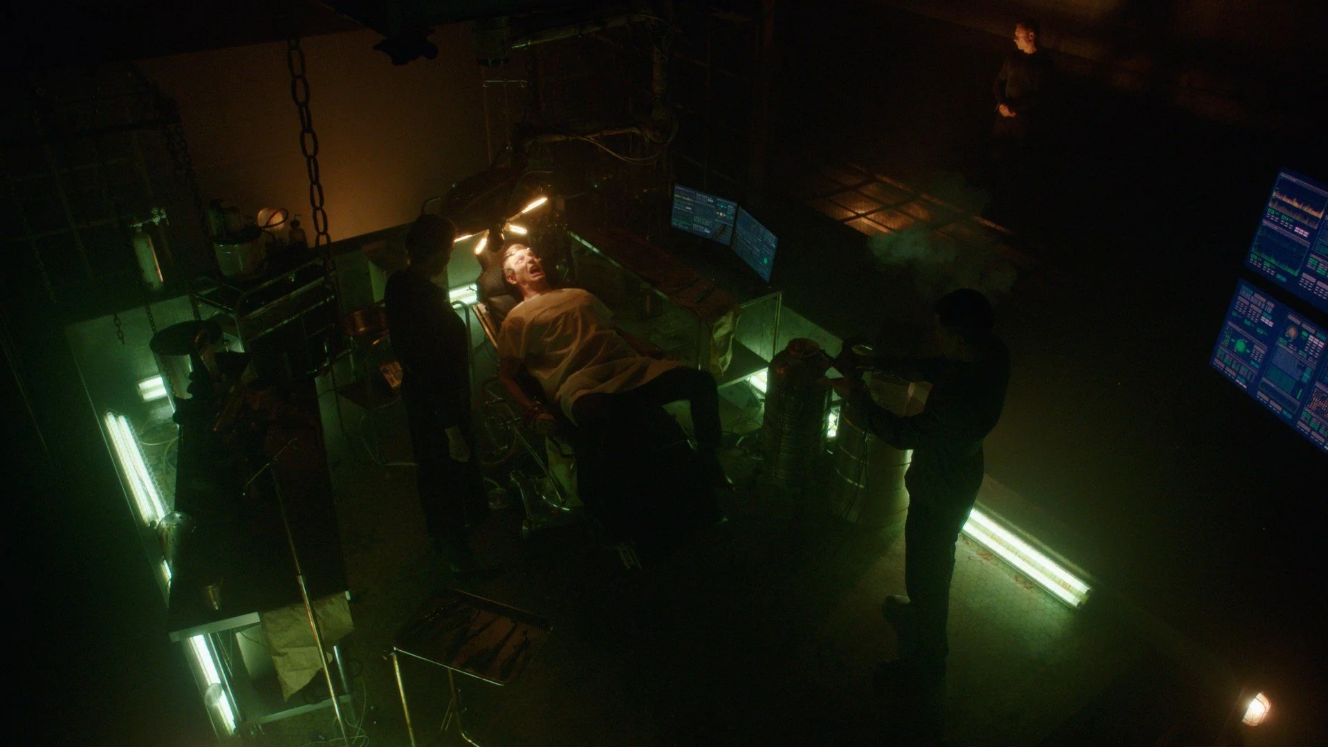 supergirl-stills-cinematographer-shamus-whiting-hewlett4.jpeg