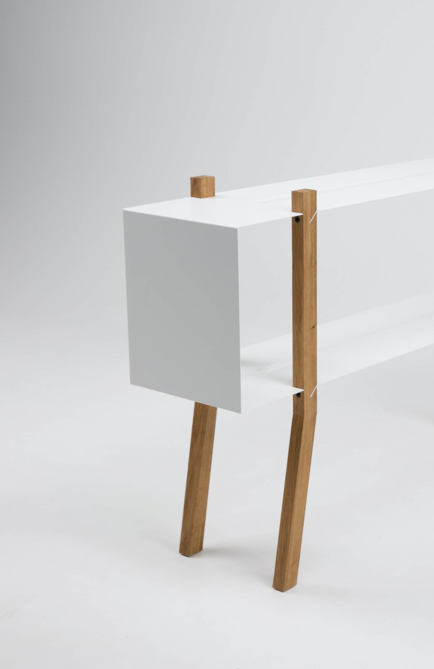 Schneeeule Sideboard.png