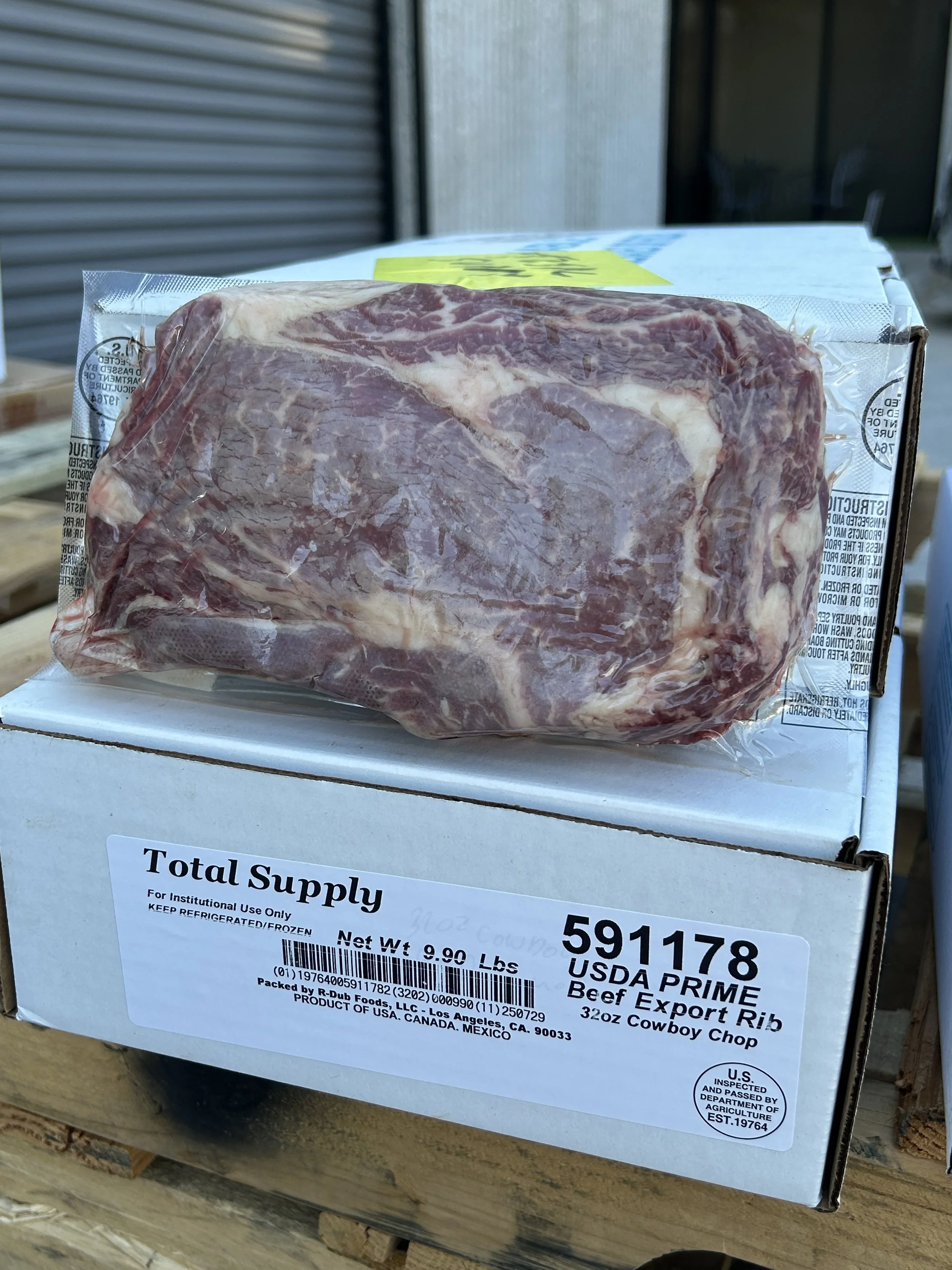 Beef Ribeye Cowboy Chop PRIME - 32oz Pack Special