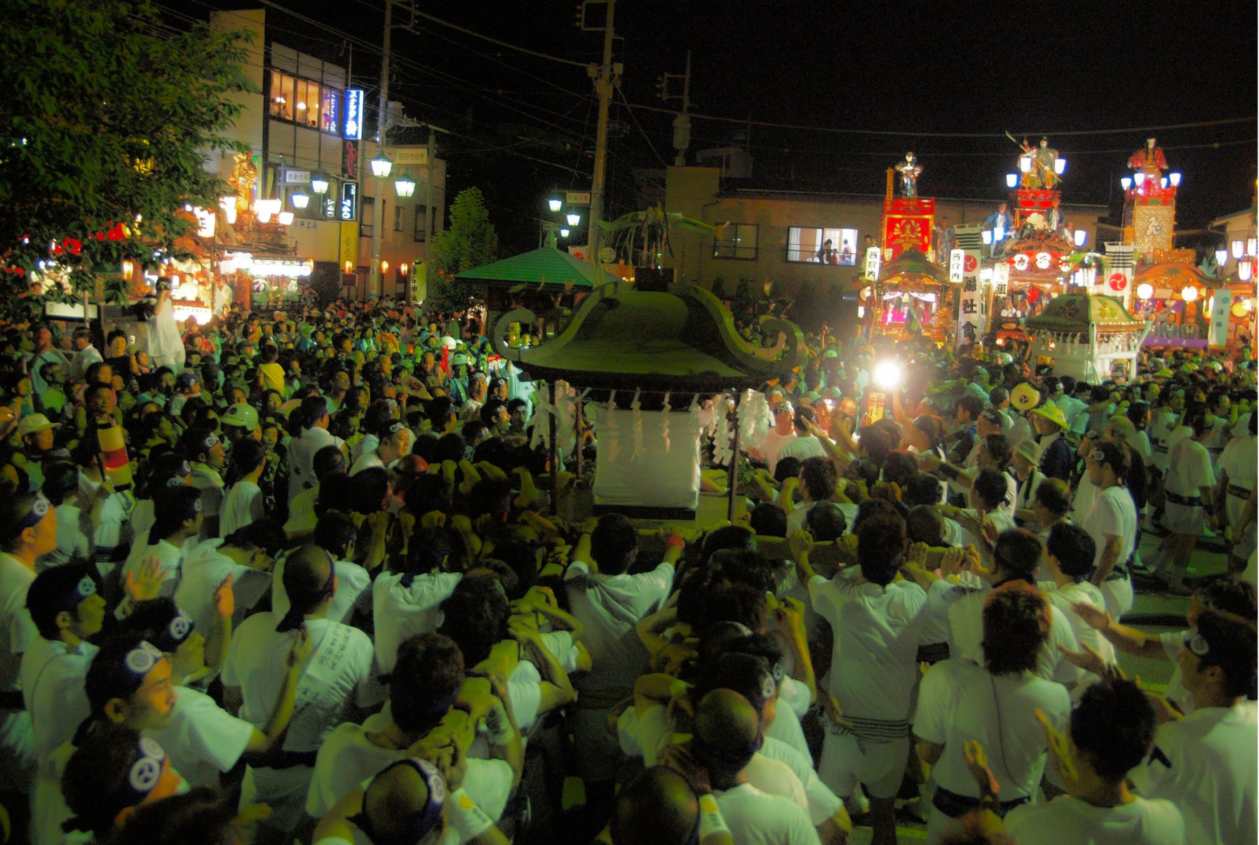 MANZIL 027: SOUNDS OF HOME 

This is the summer festival in my hometown in Japan, a tradition that has been passed down for hundreds of years.
Every year, people of all ages come together to keep this tradition alive. 
What makes this festival specia