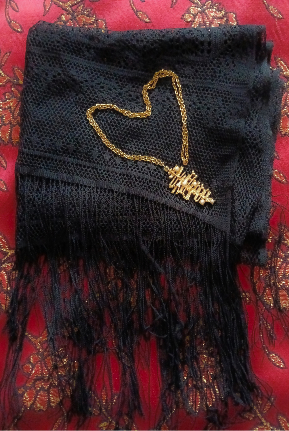 MANZIL 018: NANI'S SPECIAL GIFT 

When I turned 13 years of age my Naani gave me a netted scarf and a necklace. Her words were "I know this is very small but it's all I have." I kissed her and replied that it is the most special gift ever. 
41 years 
