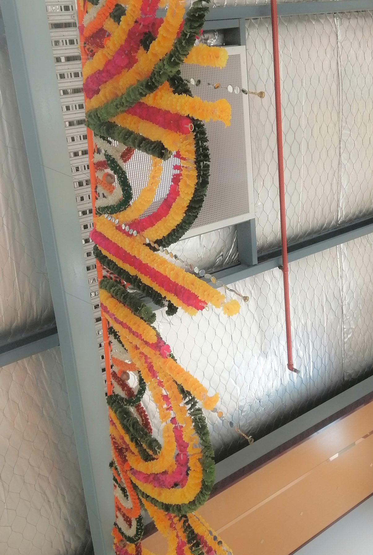 MANZIL 016: FAMILIAR 
Traditional garland decorations, something familiar, something warm and exciting, something from home. Spotted in Onehunga shopping center. When I noticed it I felt a rush of joy because it brought back so many memories. It made