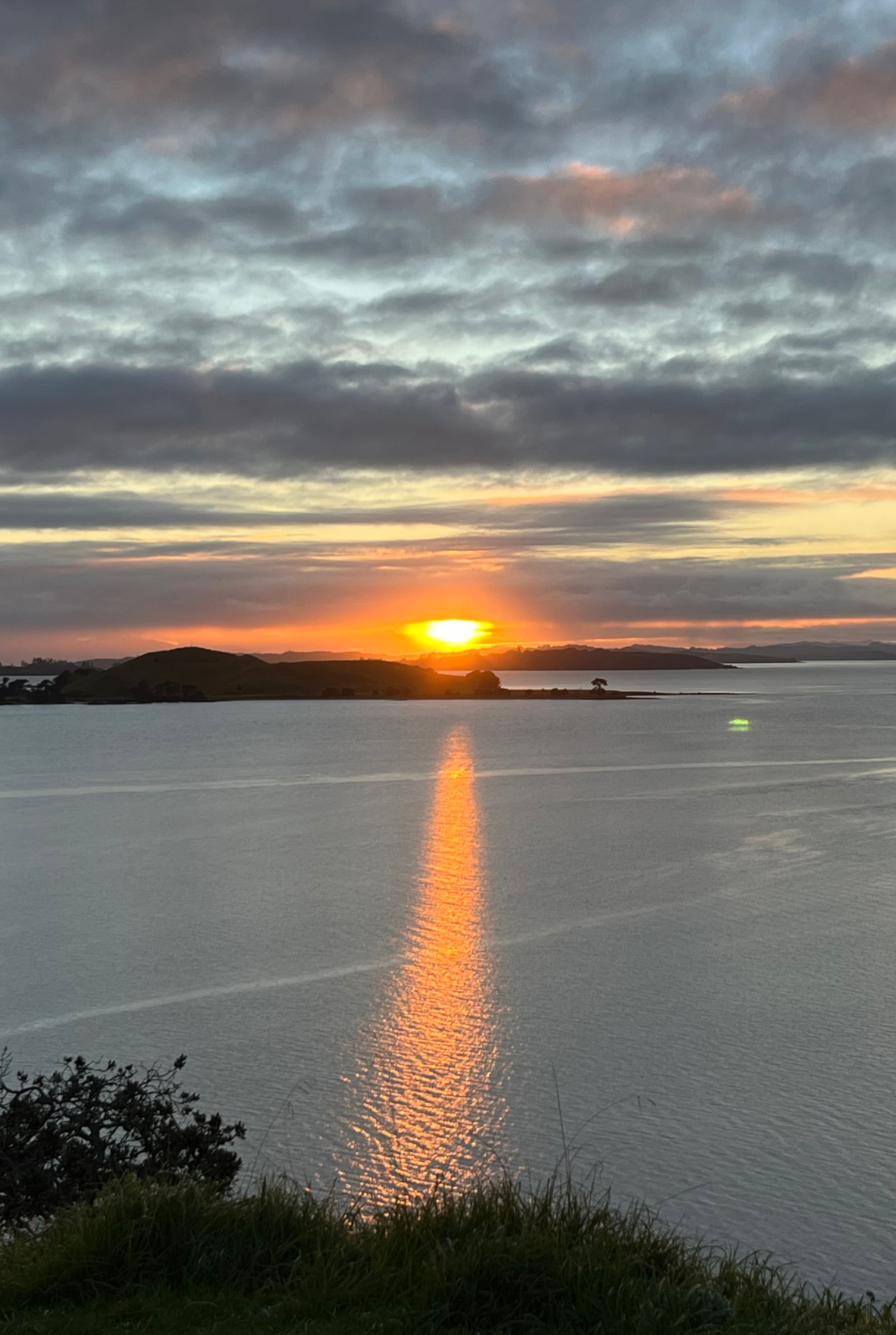 MANZIL 031: SUNRISE IS HOPE WHEREVER YOU ARE 

No matter where we are away from our original home countries , the sunrise is a sign that this is home and there is hope. 