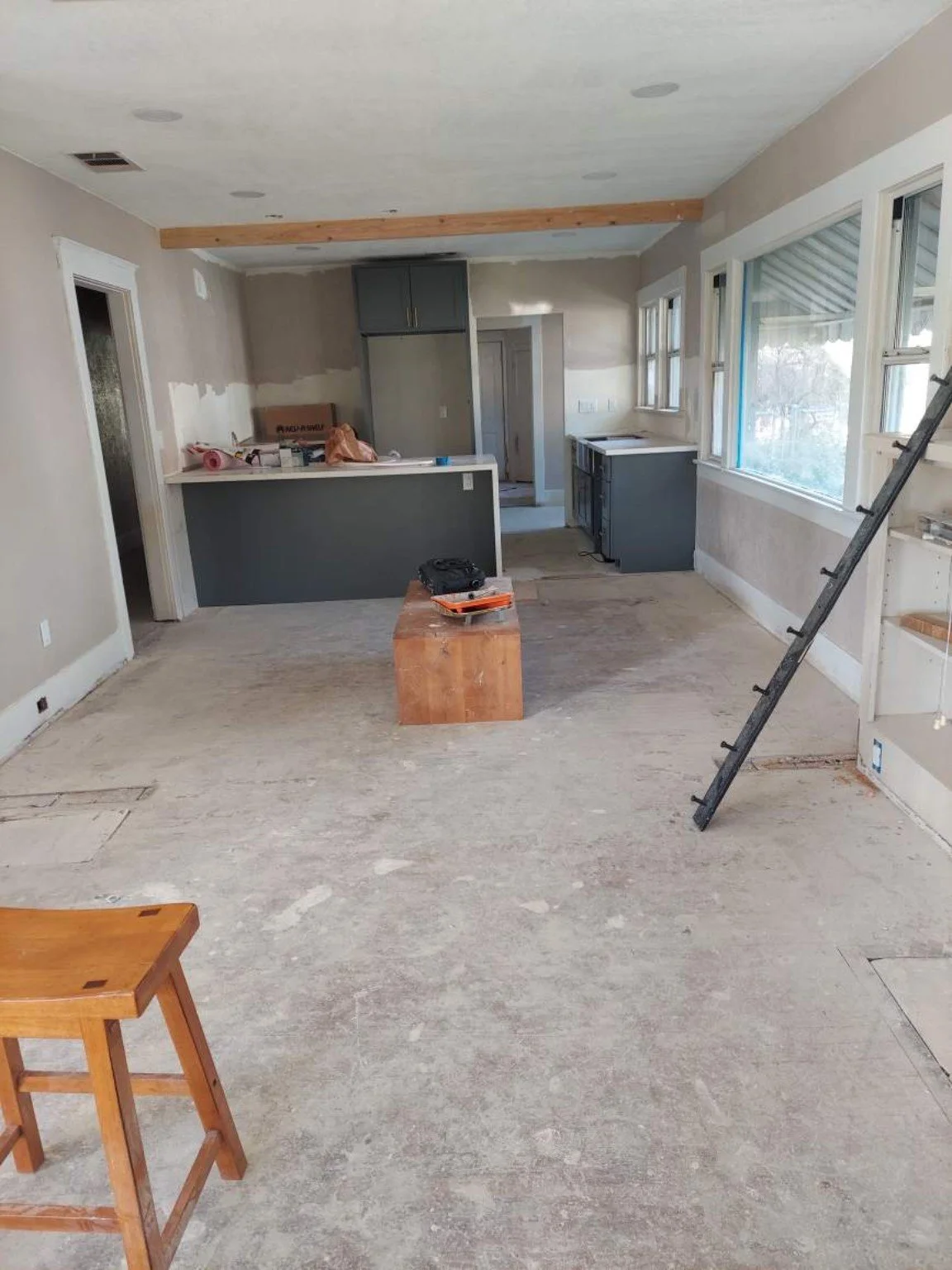 Renovation flooring — before, overview.
