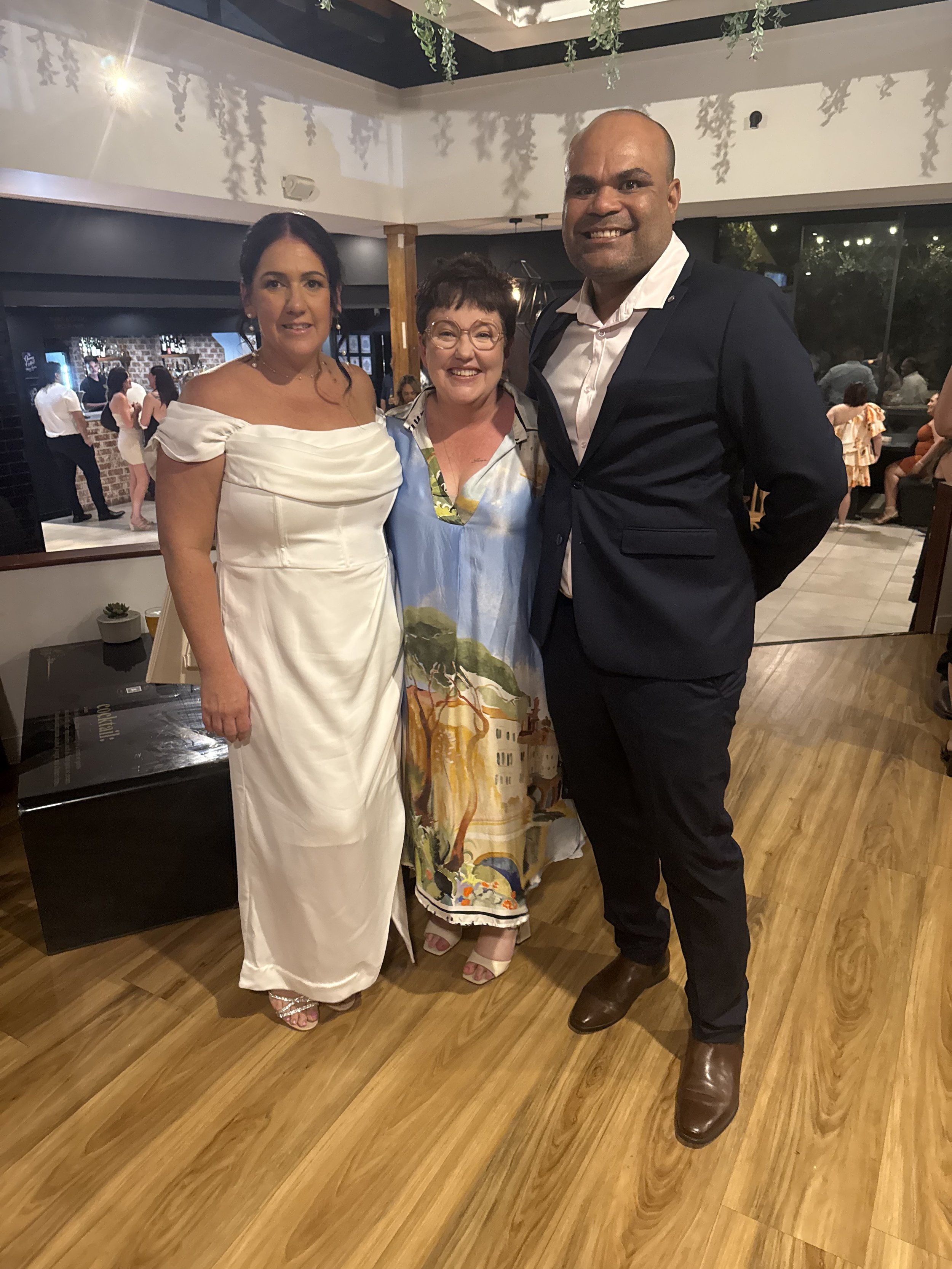 Kym Kay Celebrants offers personalised celebrant services across Central Queensland, including Rockhampton, Yeppoon and the Capricorn Coast. 