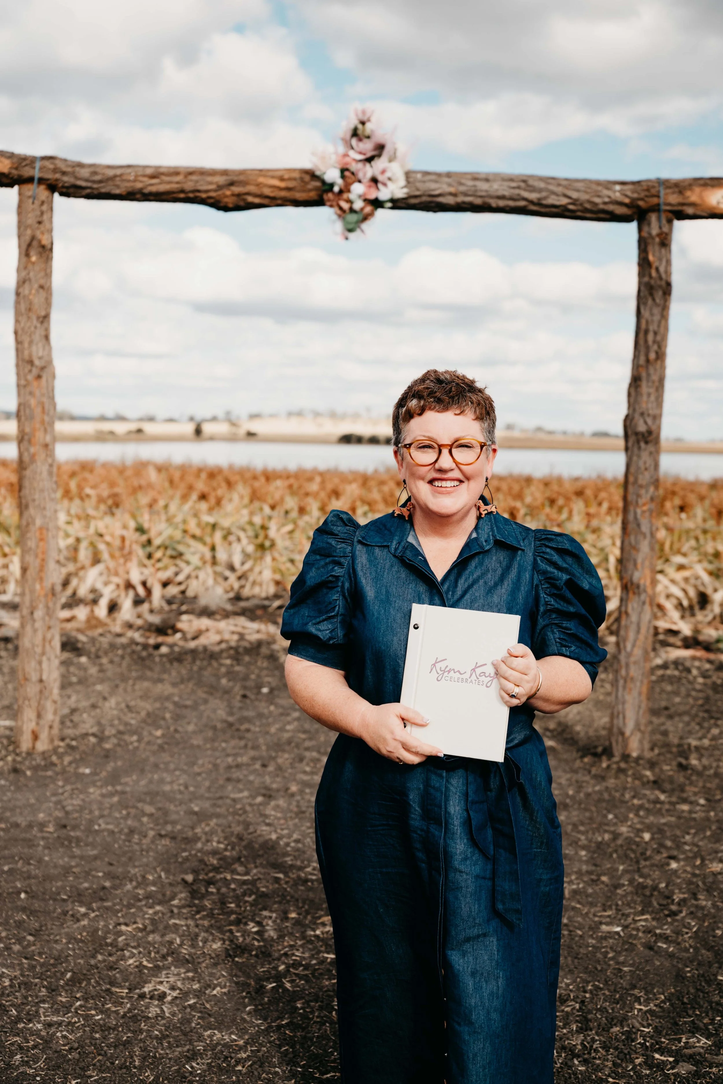 Kym Kay Celebrants offers personalised celebrant services across Central Queensland, including Rockhampton, Yeppoon and the Capricorn Coast.