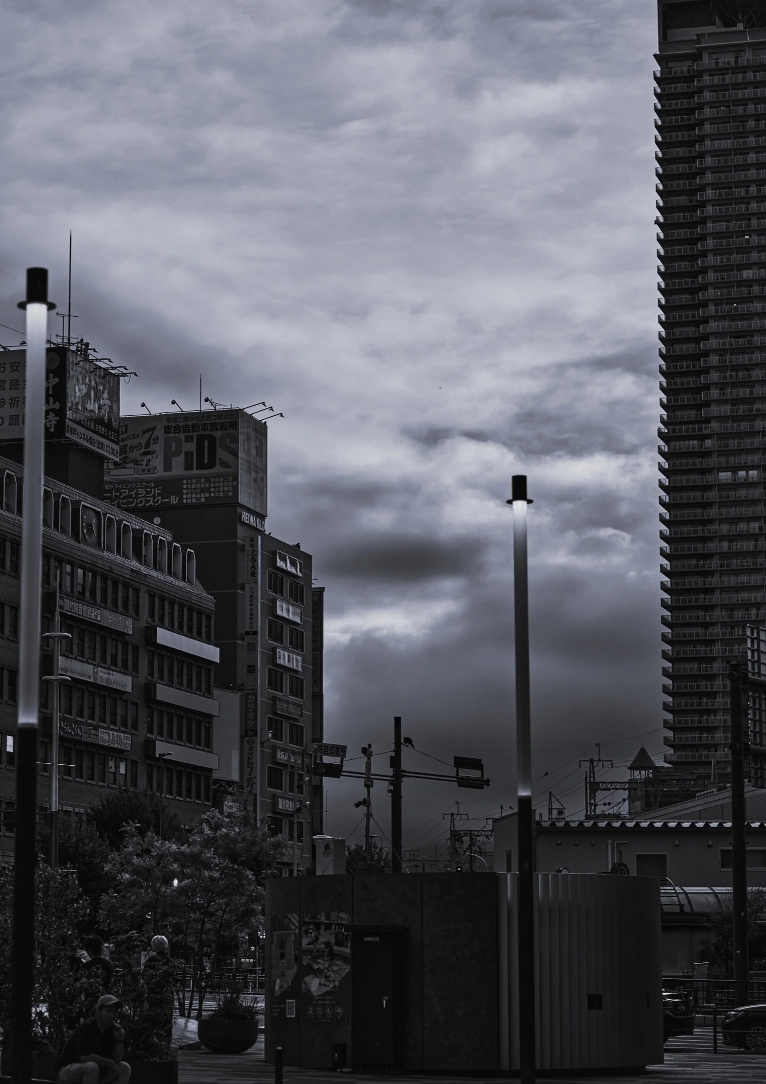 09_夜の抜け殻.jpg