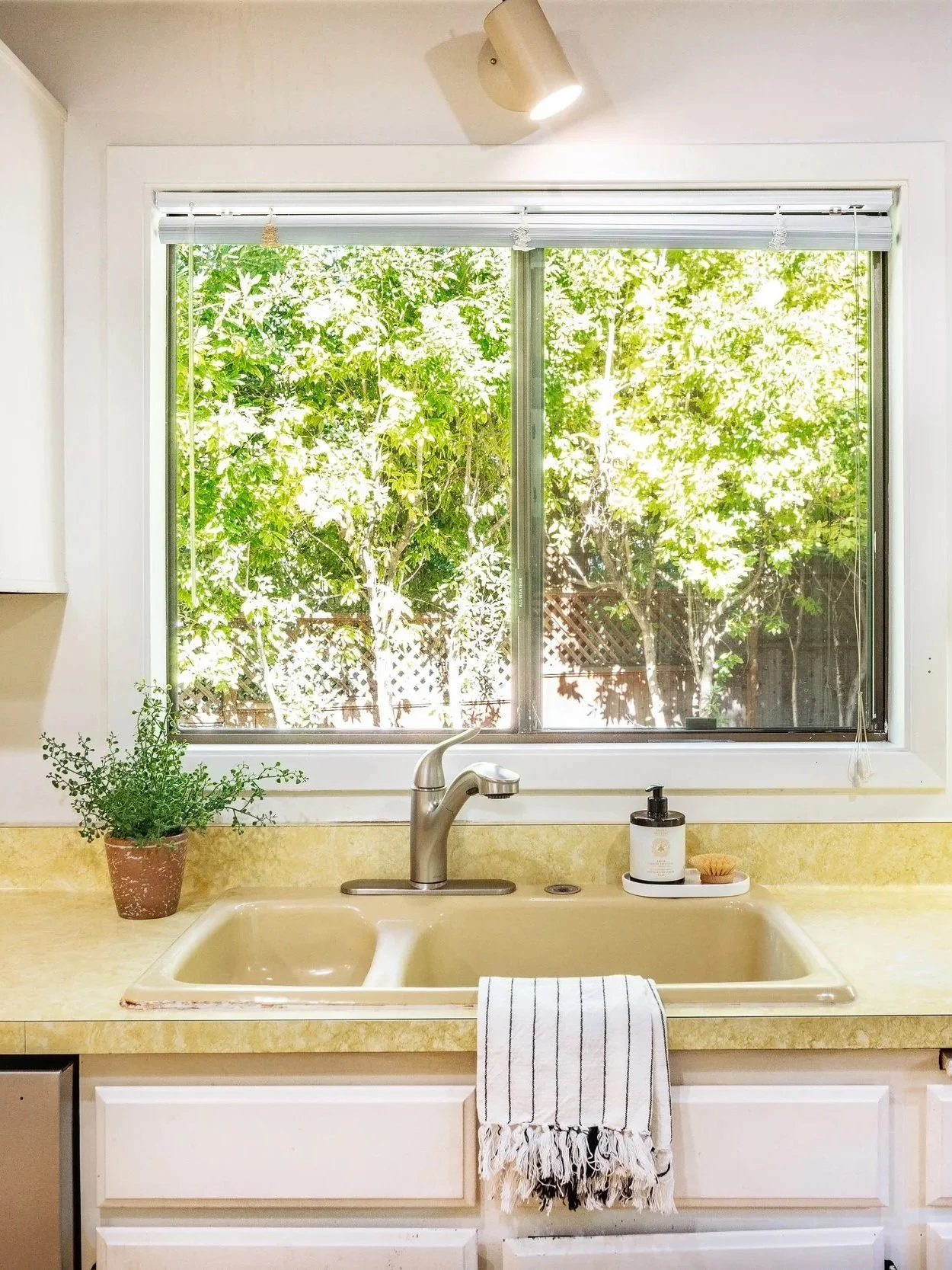 Hedge+Realty+39+Piper+Ln+Fairfax+2026+-+michael+woolsey+2026-4452.jpg
