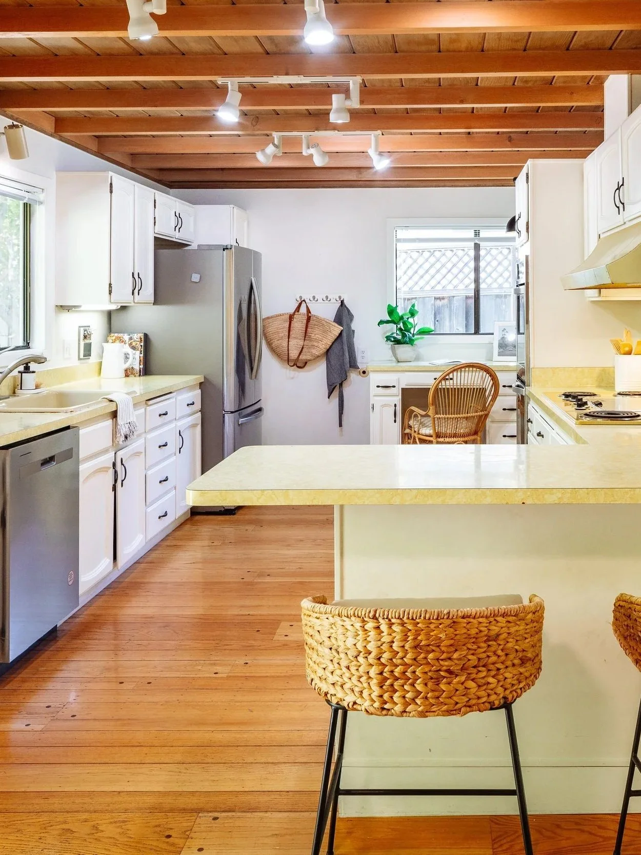 Hedge+Realty+39+Piper+Ln+Fairfax+2026+-+michael+woolsey+2026-4430.jpg