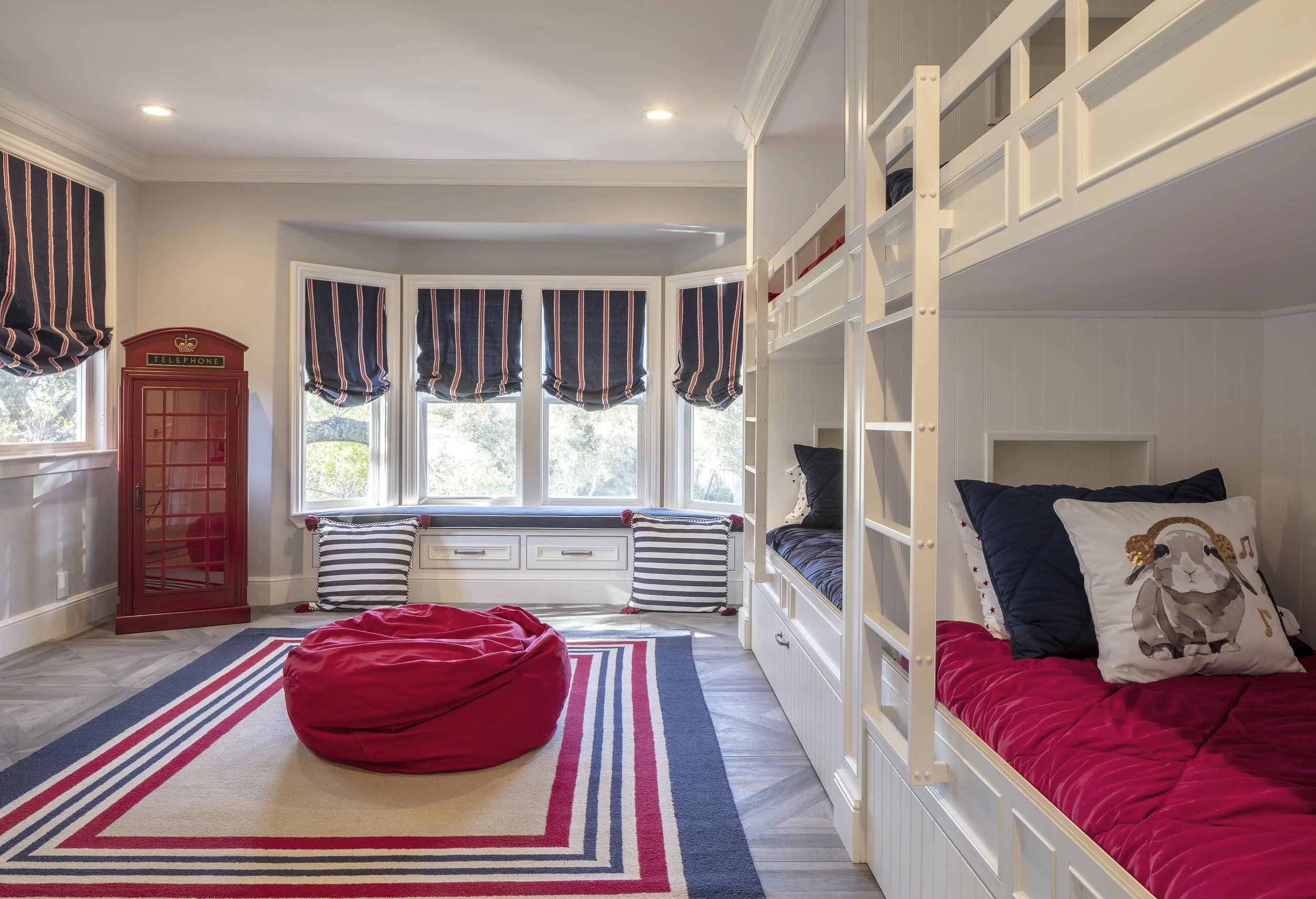 11_Kid's_Room.jpg