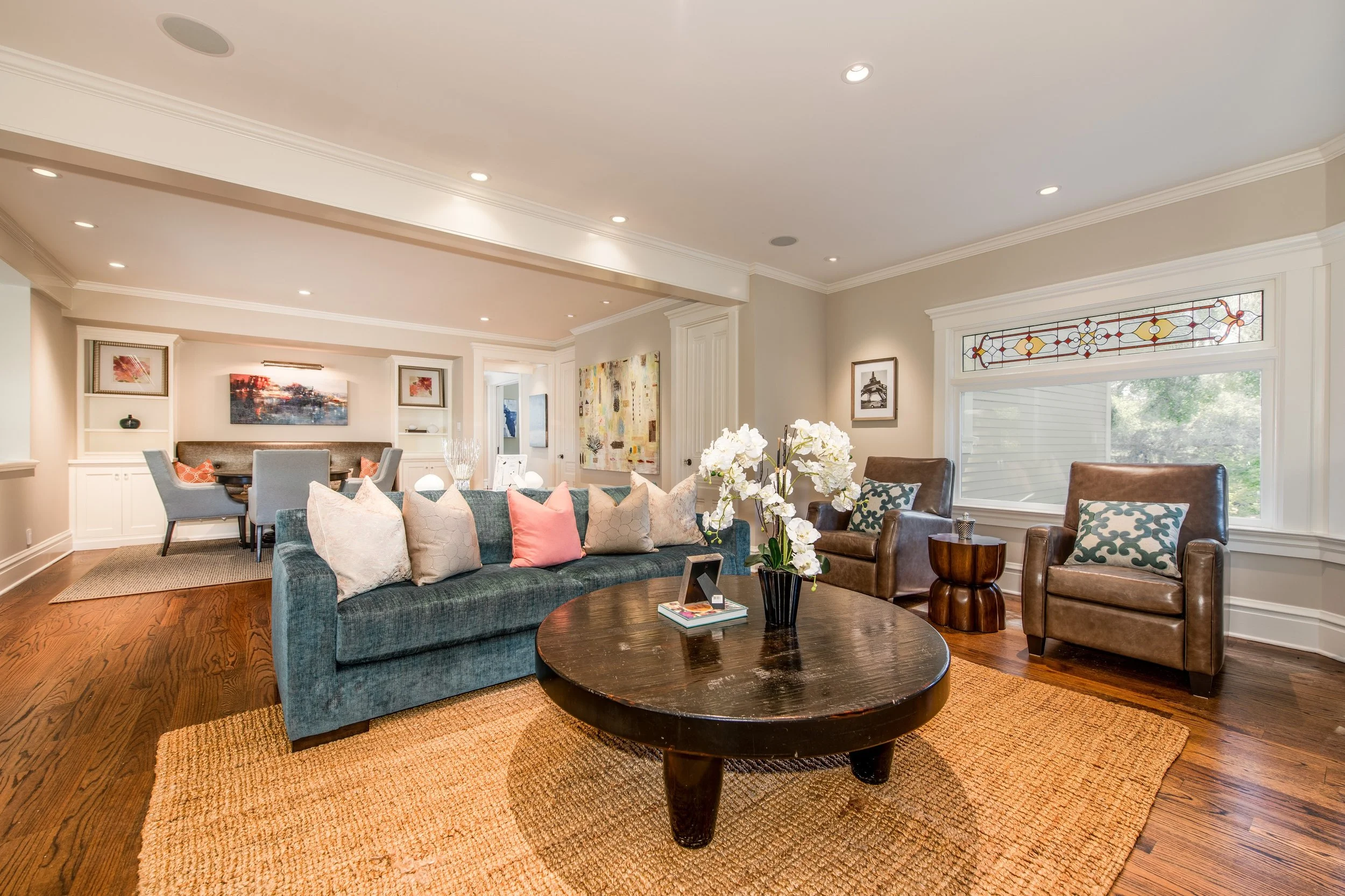 020_Family Room.jpg