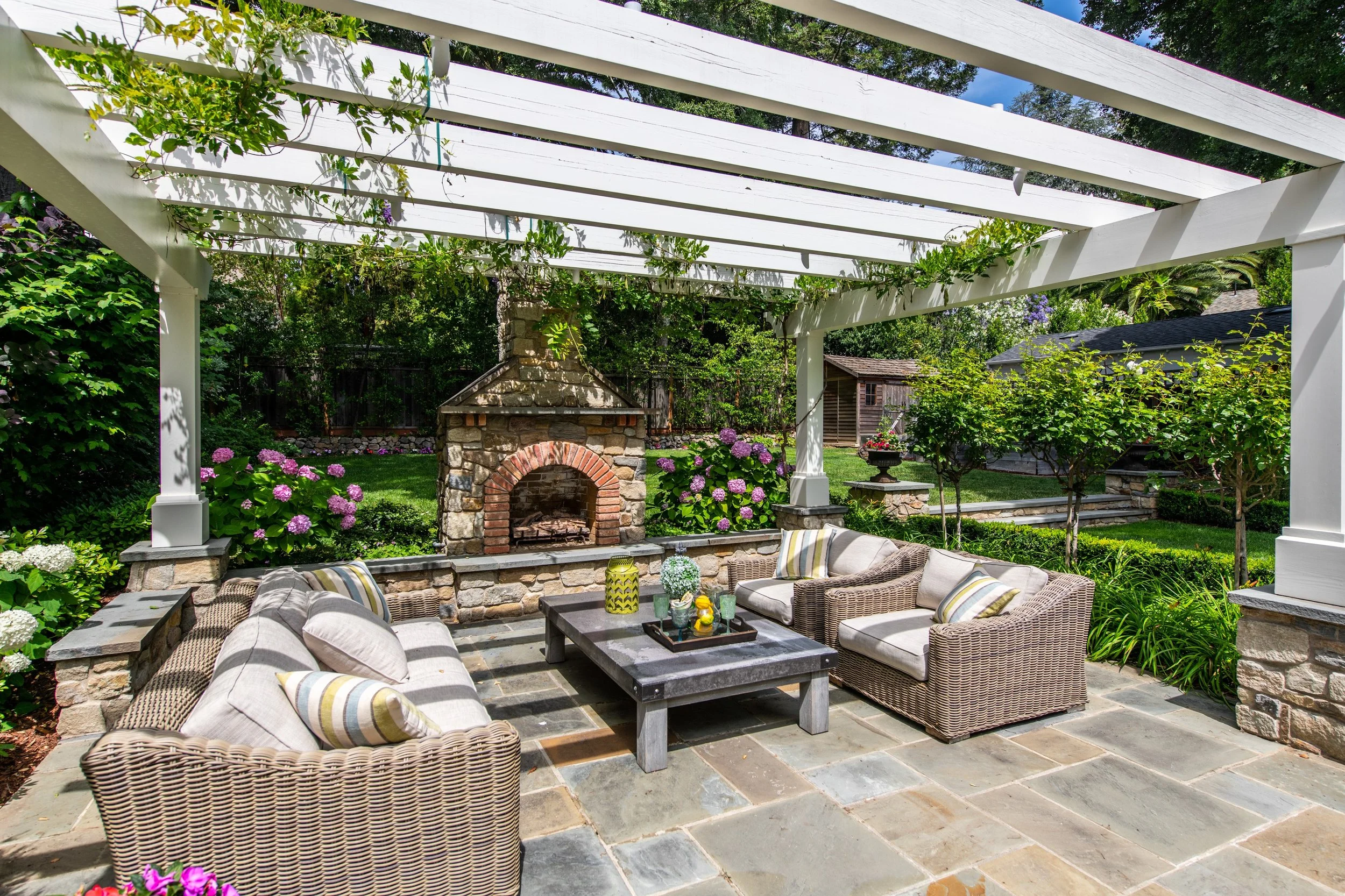 045_Patio.jpg