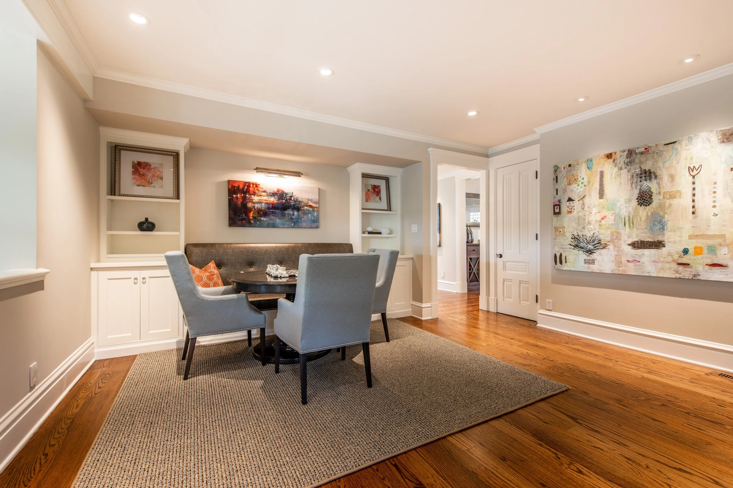 021_Family Room.jpg
