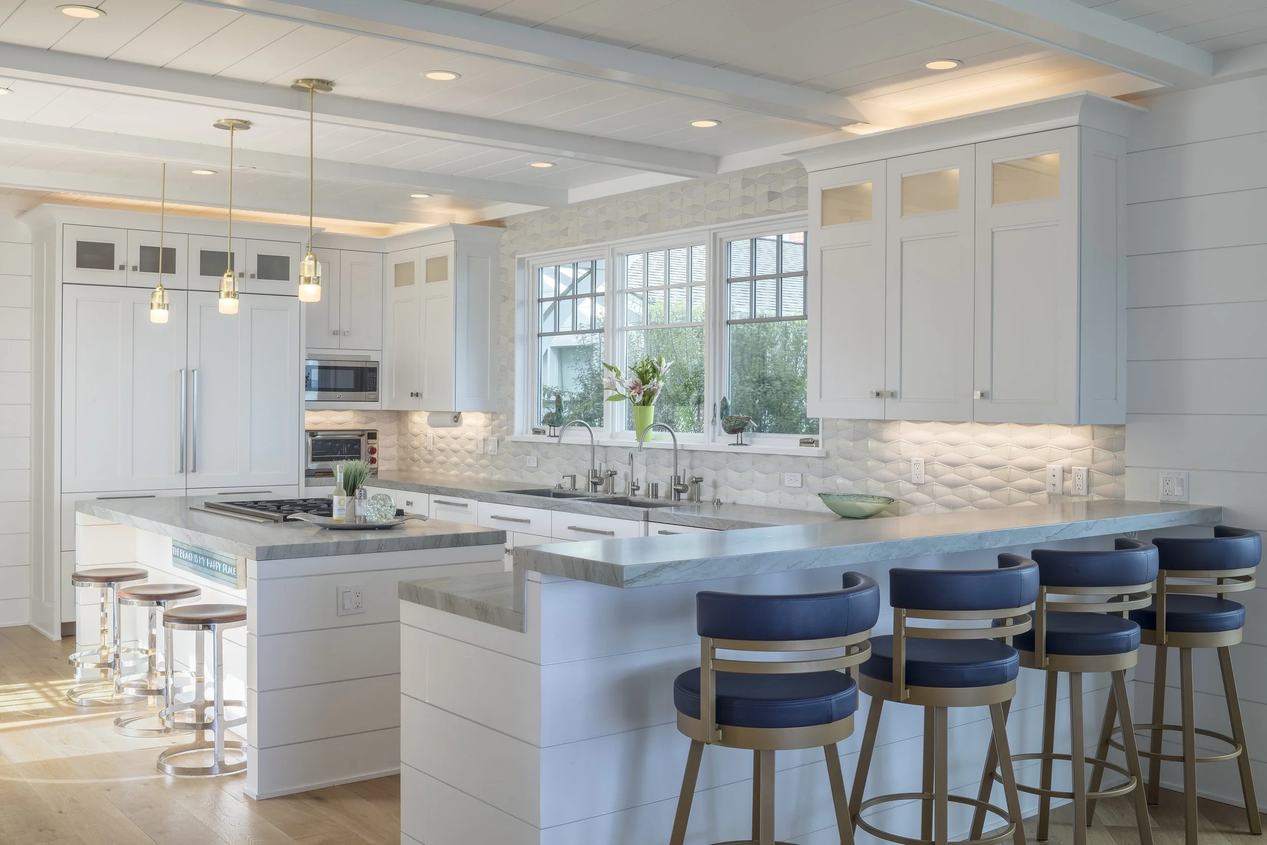 08_Opal_Cliff_Kitchen (1).jpg