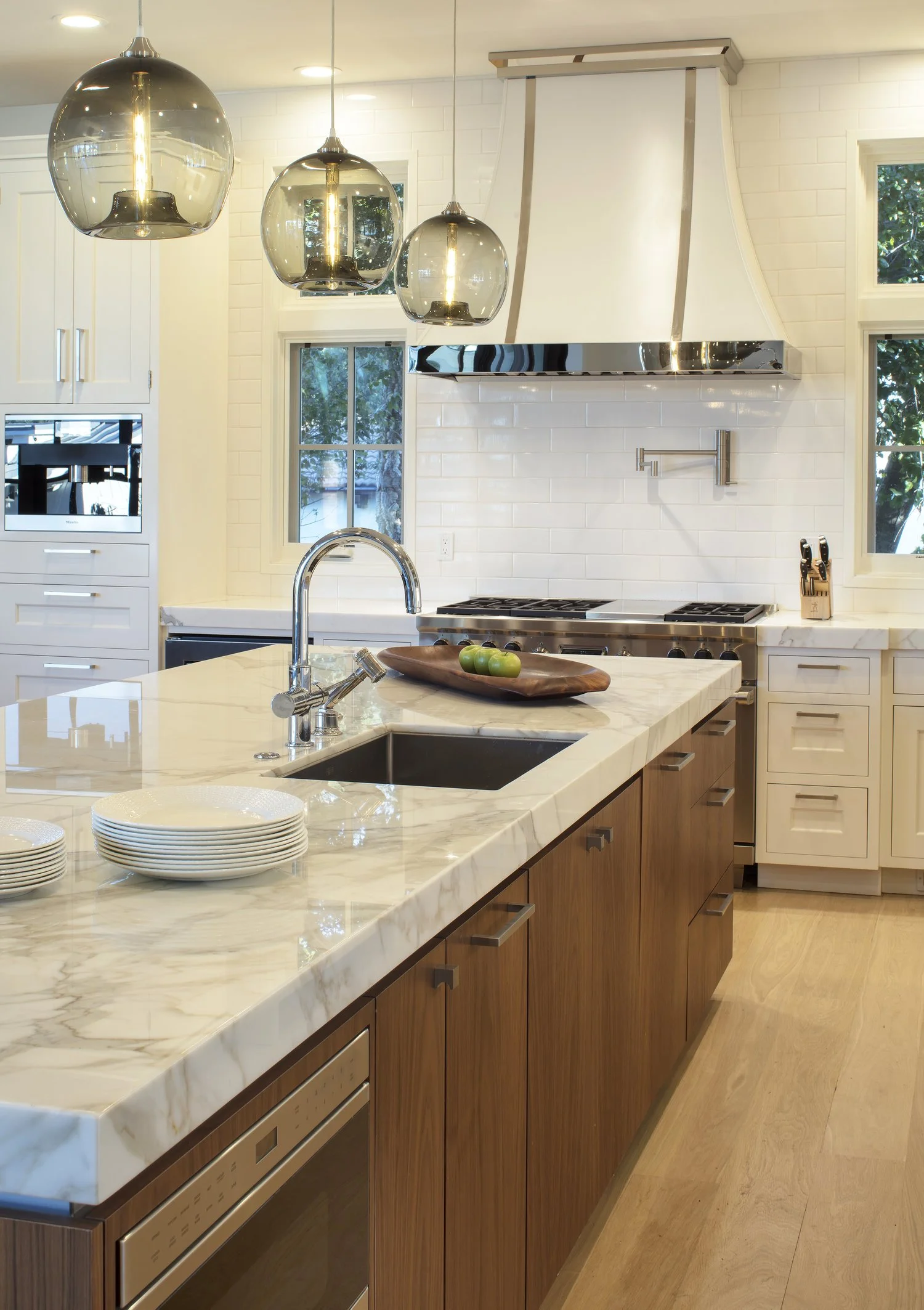 Surdey_Kitchen_03 (1).jpg