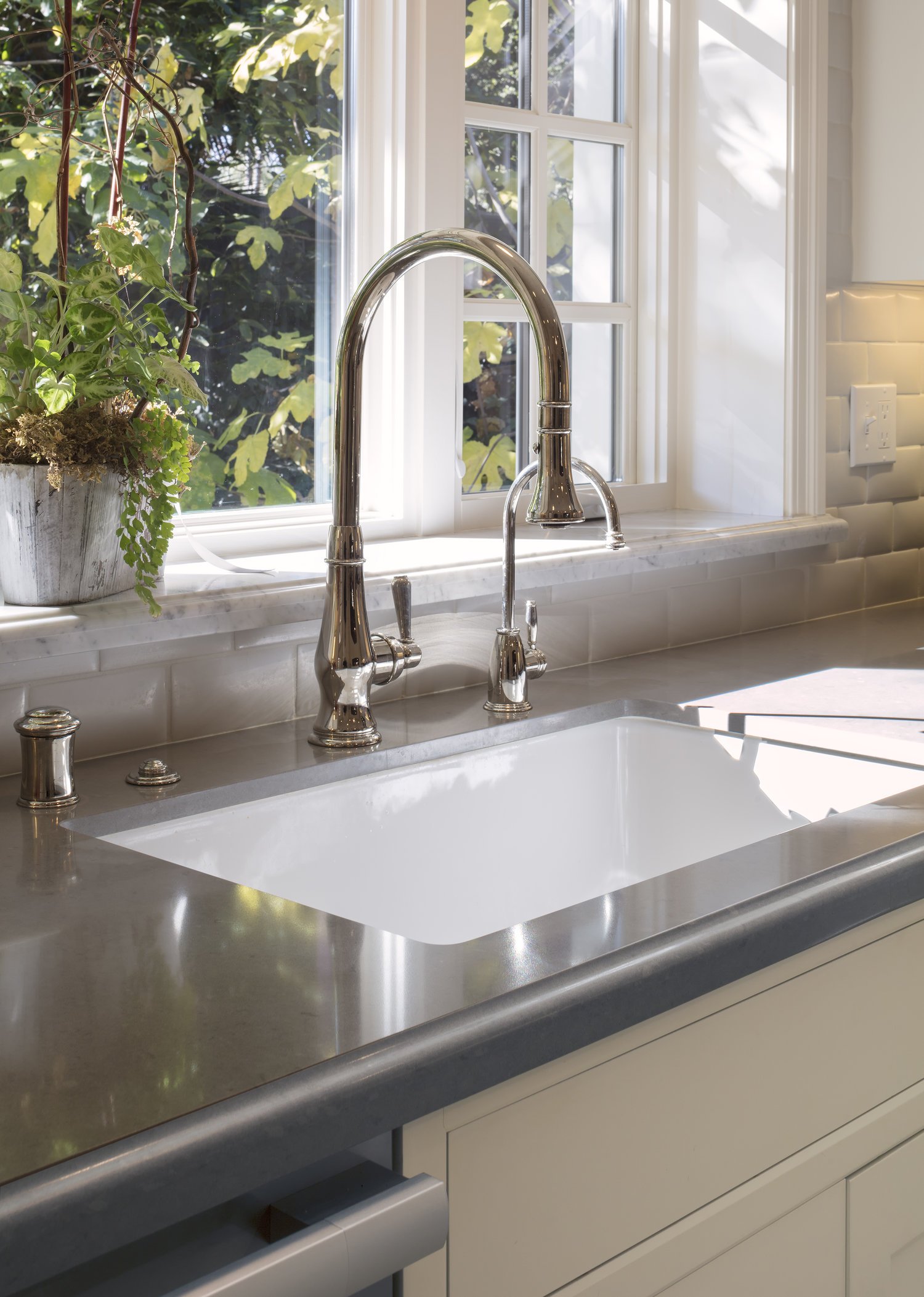 Kitchen_04.jpg
