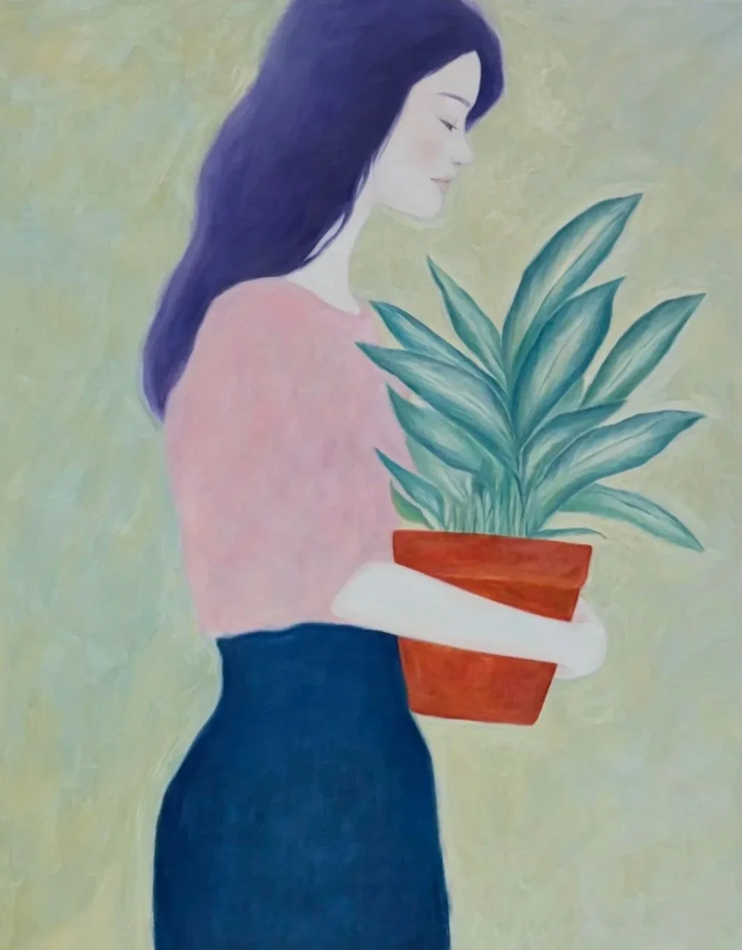 분홍색 상의를 입은 긴 머리 여성이 초록색 식물이 담긴 붉은 화분을 안고 있는 회화 작품.