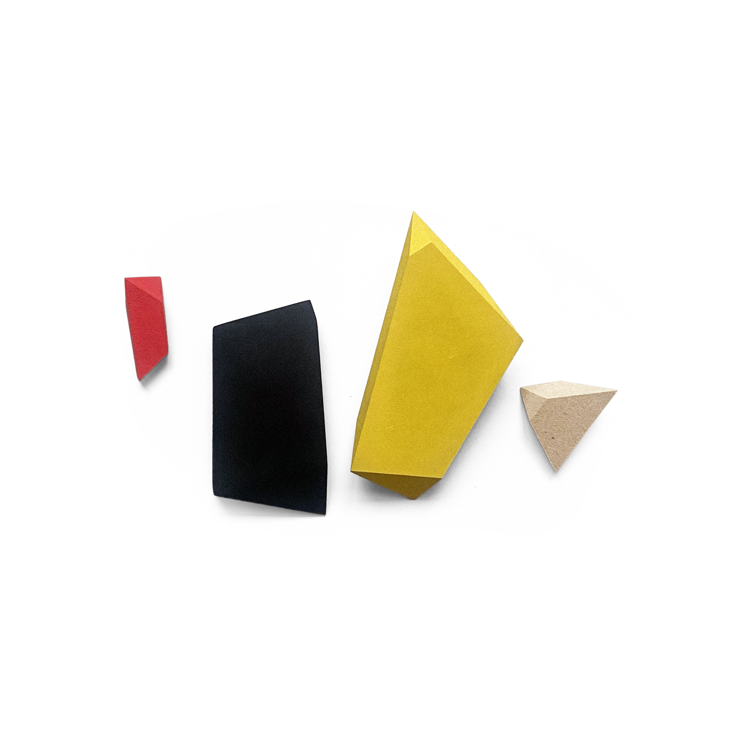 Composizione -1 
Mdf smaltato su tavola - 50x50 cm 
2021