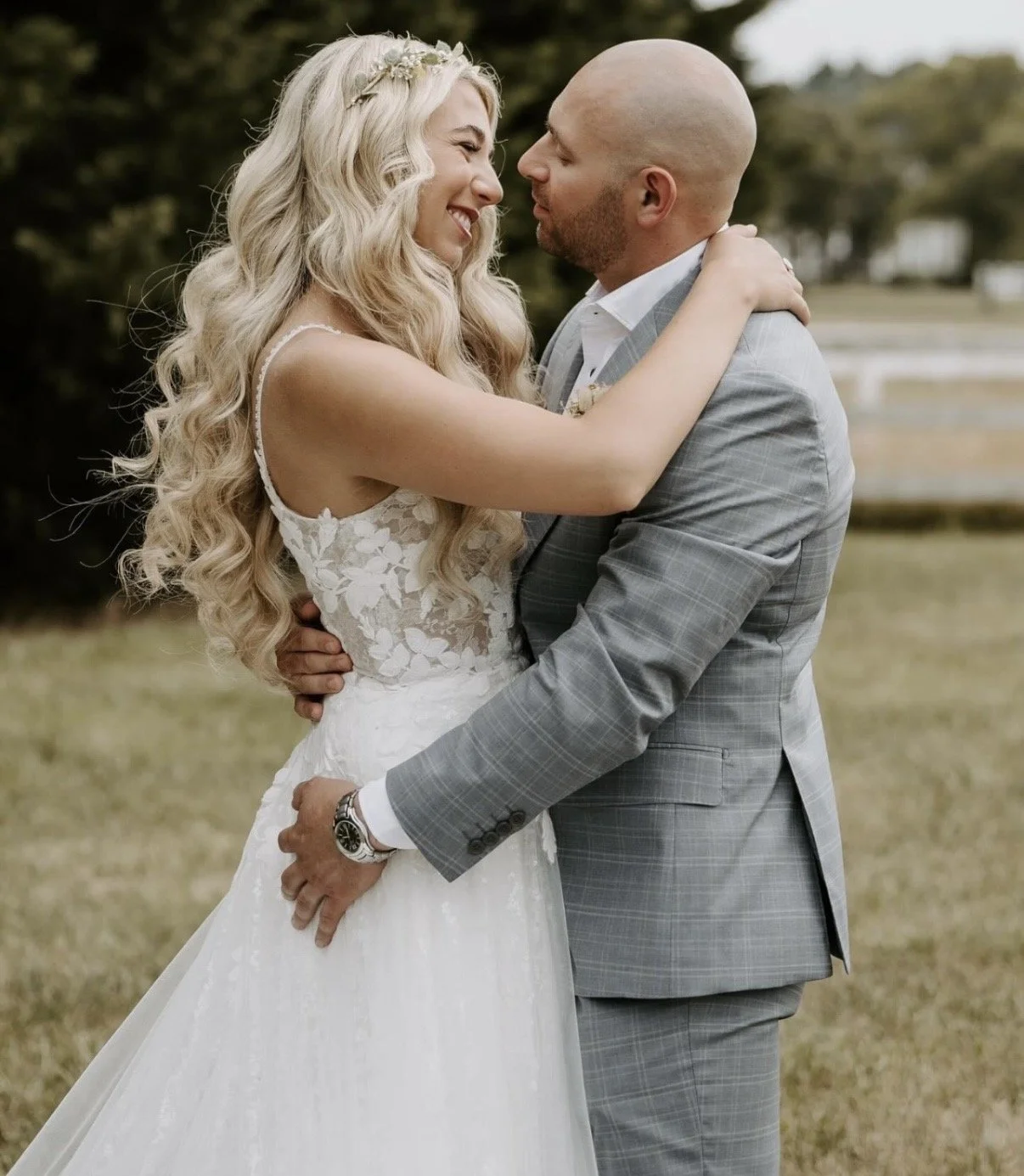 Amanda Nerney, Solie & Sable Artistry, luxury bridal hairstylist Philadelphia PA, timeless romantic bridal hair, Hollywood glam waves, New Jersey wedding hairstylist